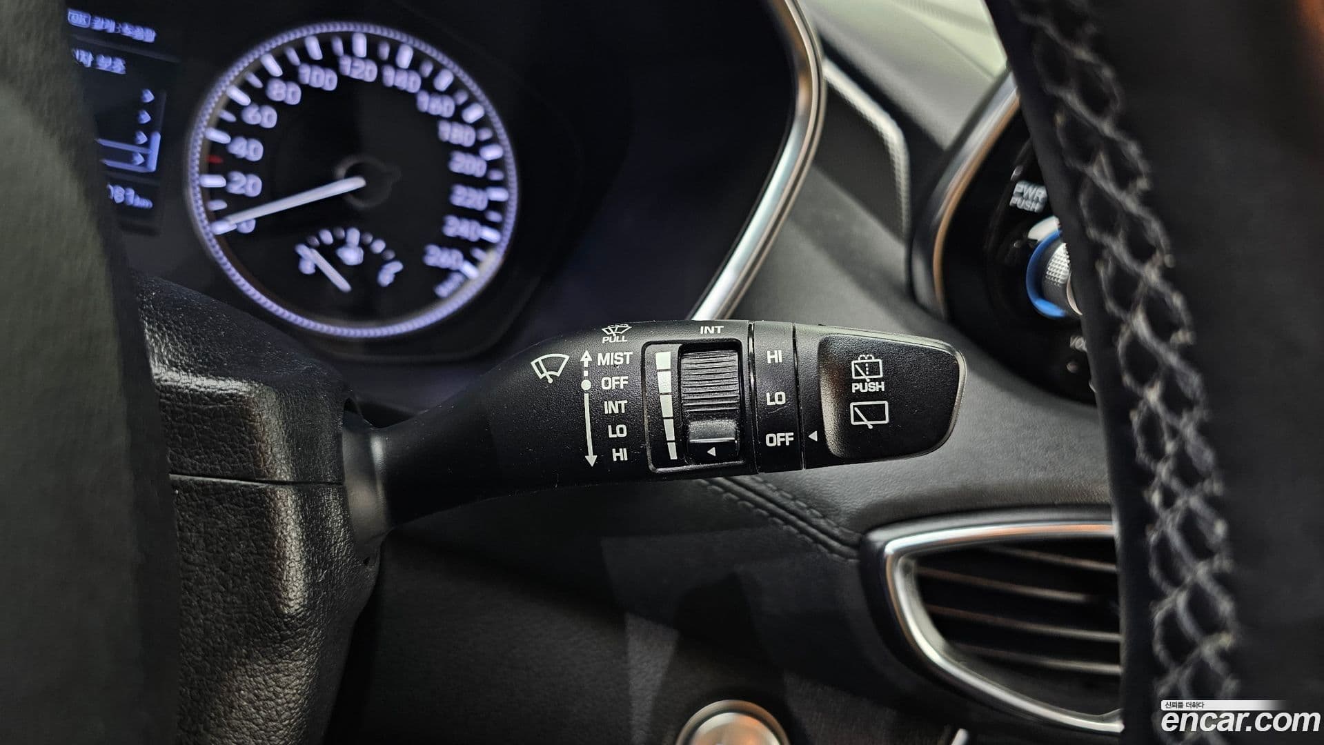 Main__Slider__Photo:Santafe Hyundai 2018.8-27