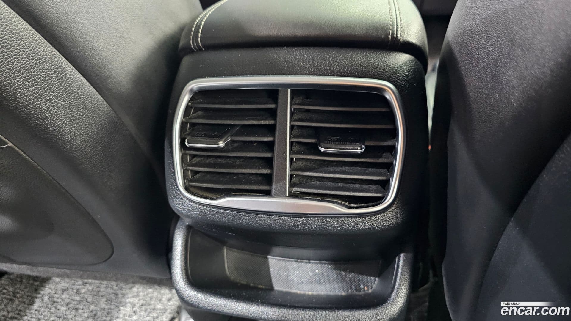 Main__Slider__Photo:Santafe Hyundai 2018.8-28