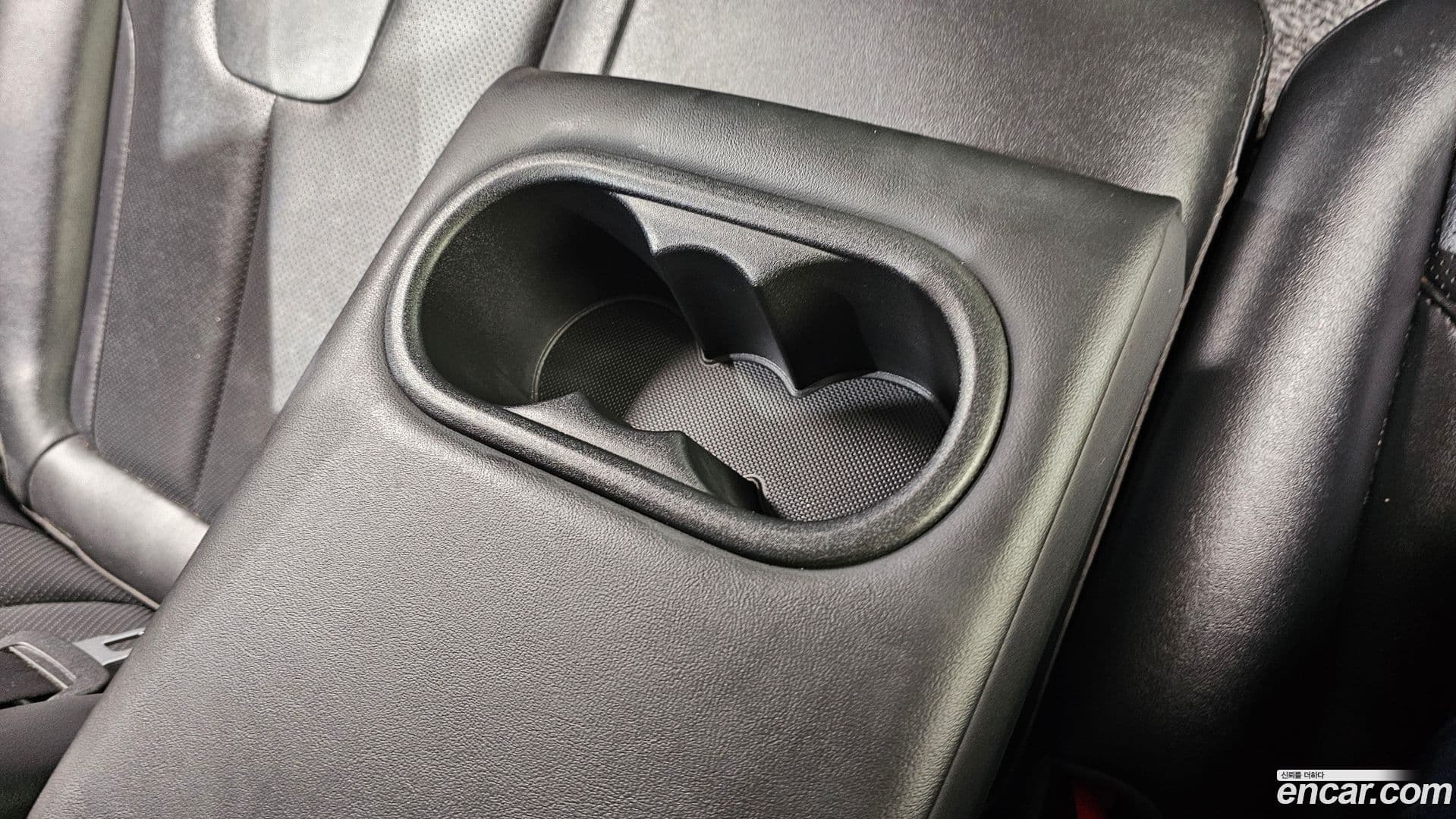 Main__Slider__Photo:Santafe Hyundai 2018.8-29