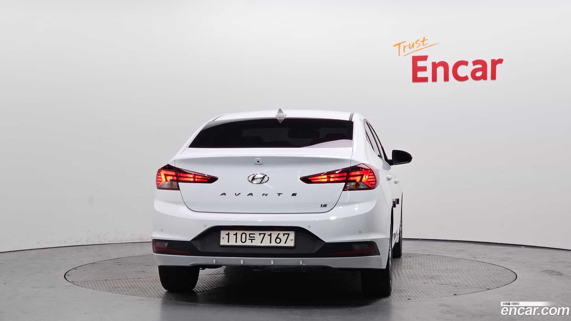 AVANTE Hyundai 2019.0-OUTER-004