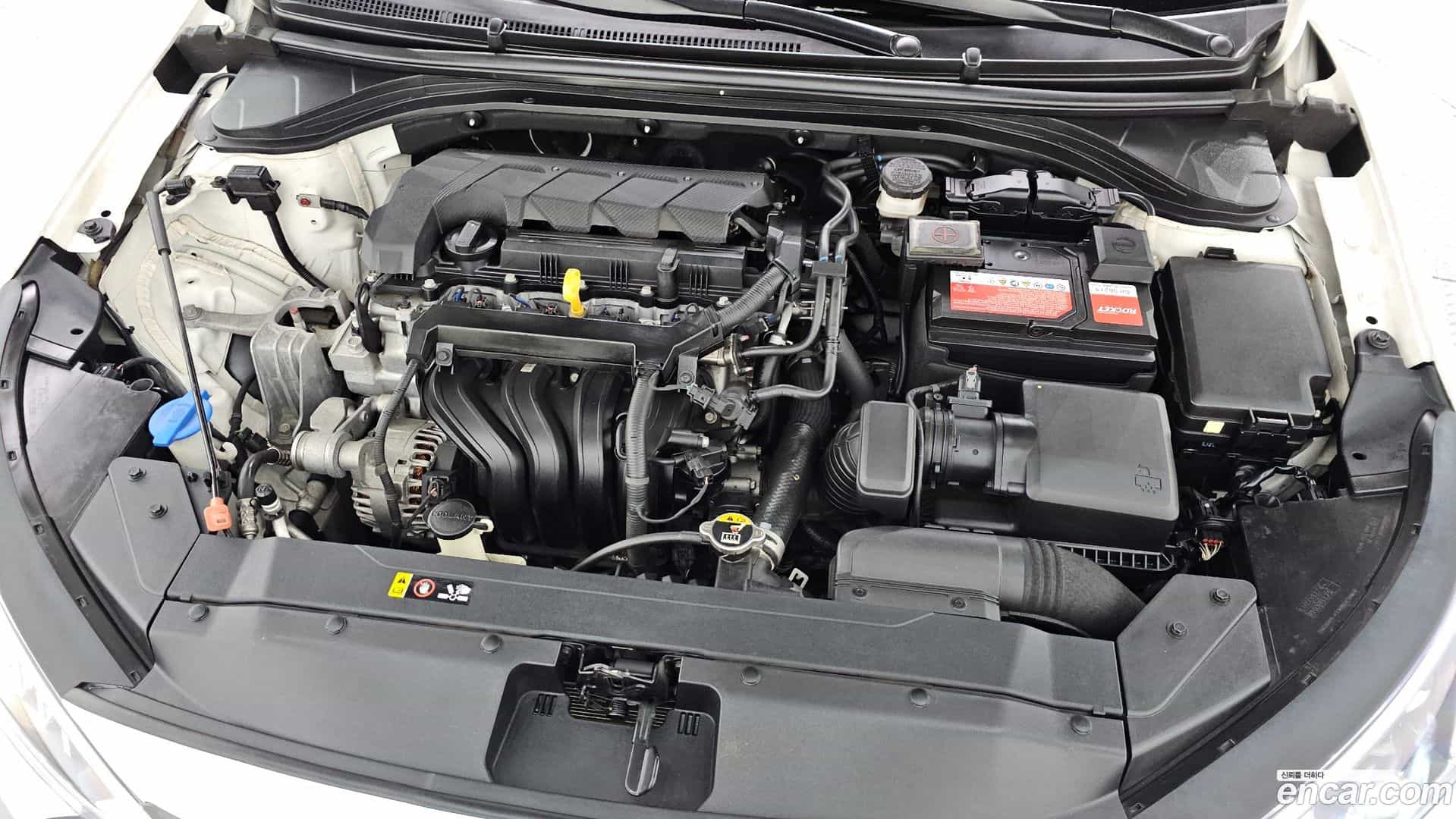 AVANTE Hyundai 2019.0-OUTER-006