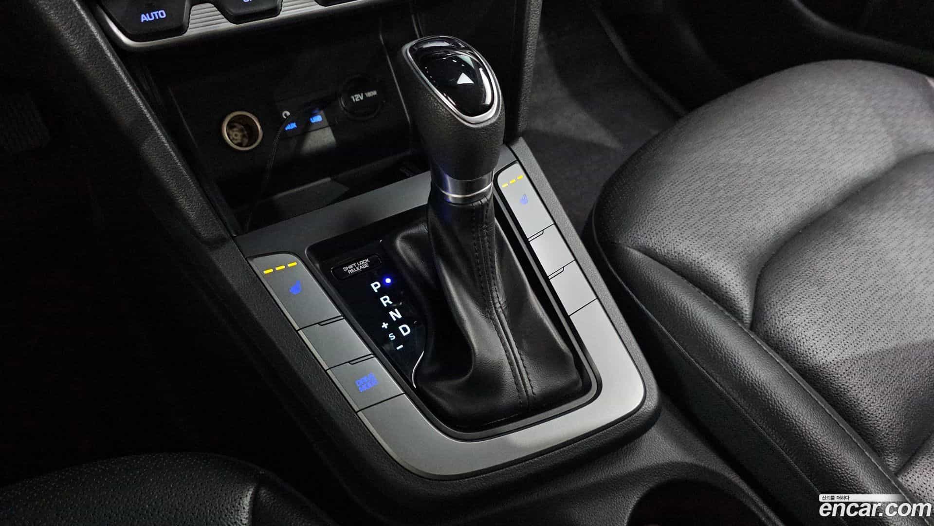 AVANTE Hyundai 2019.0-INNER-009
