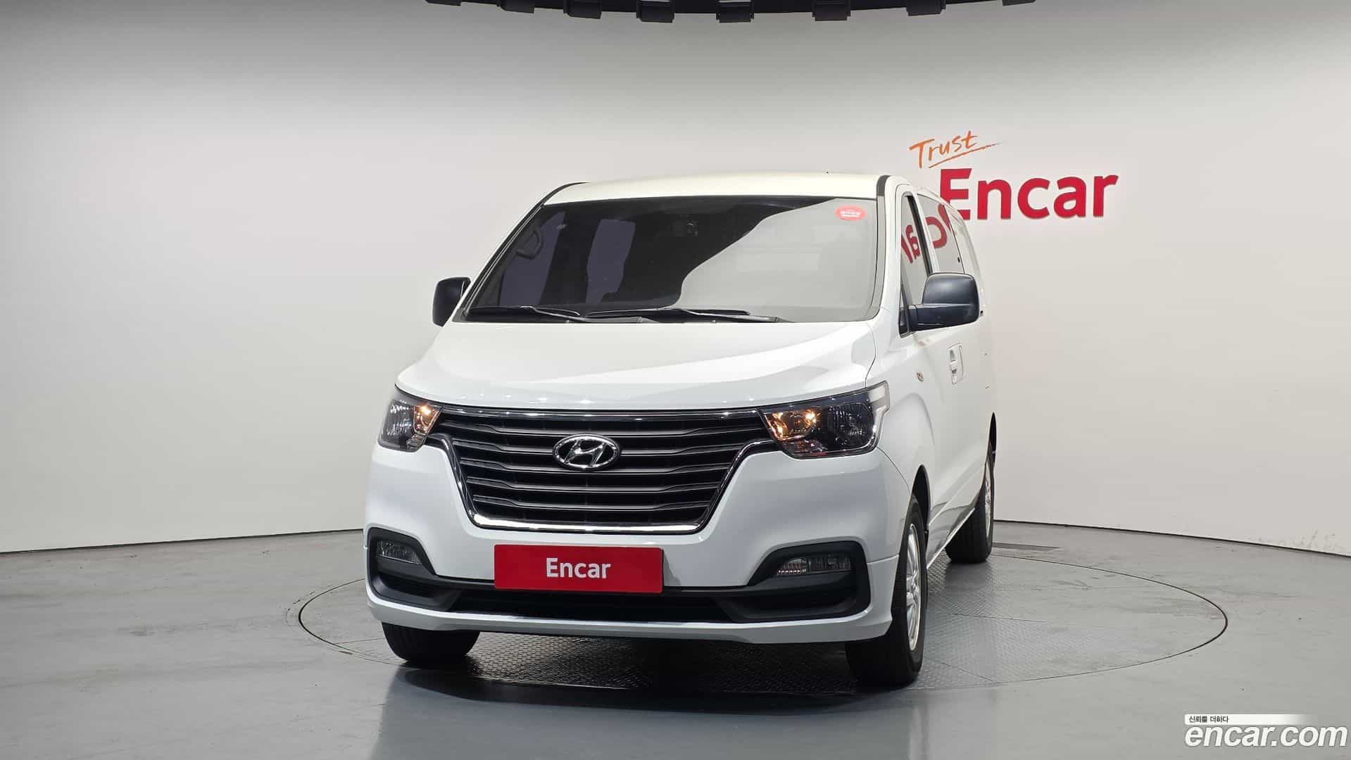Starex Hyundai 2018.2-OUTER-003