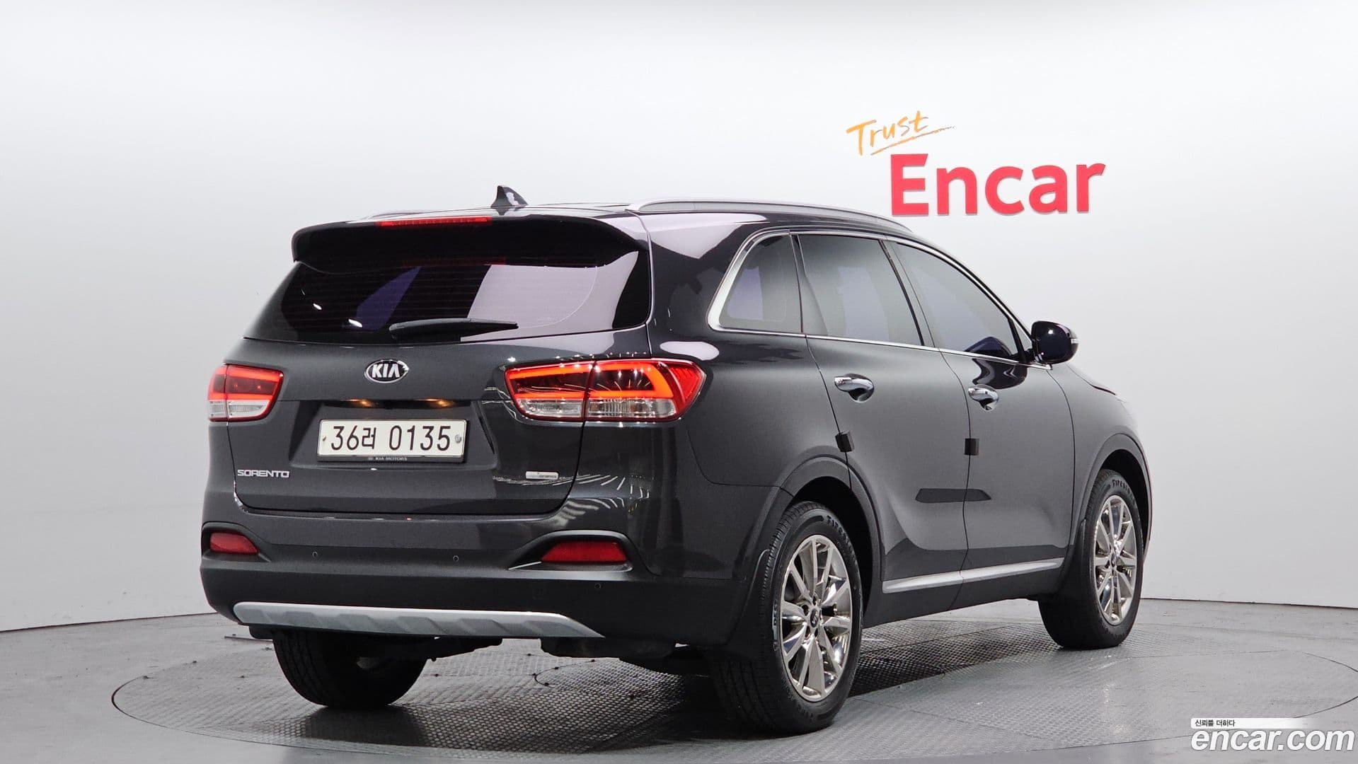 Main__Slider__Photo:Sorento Kia 2016.10-1