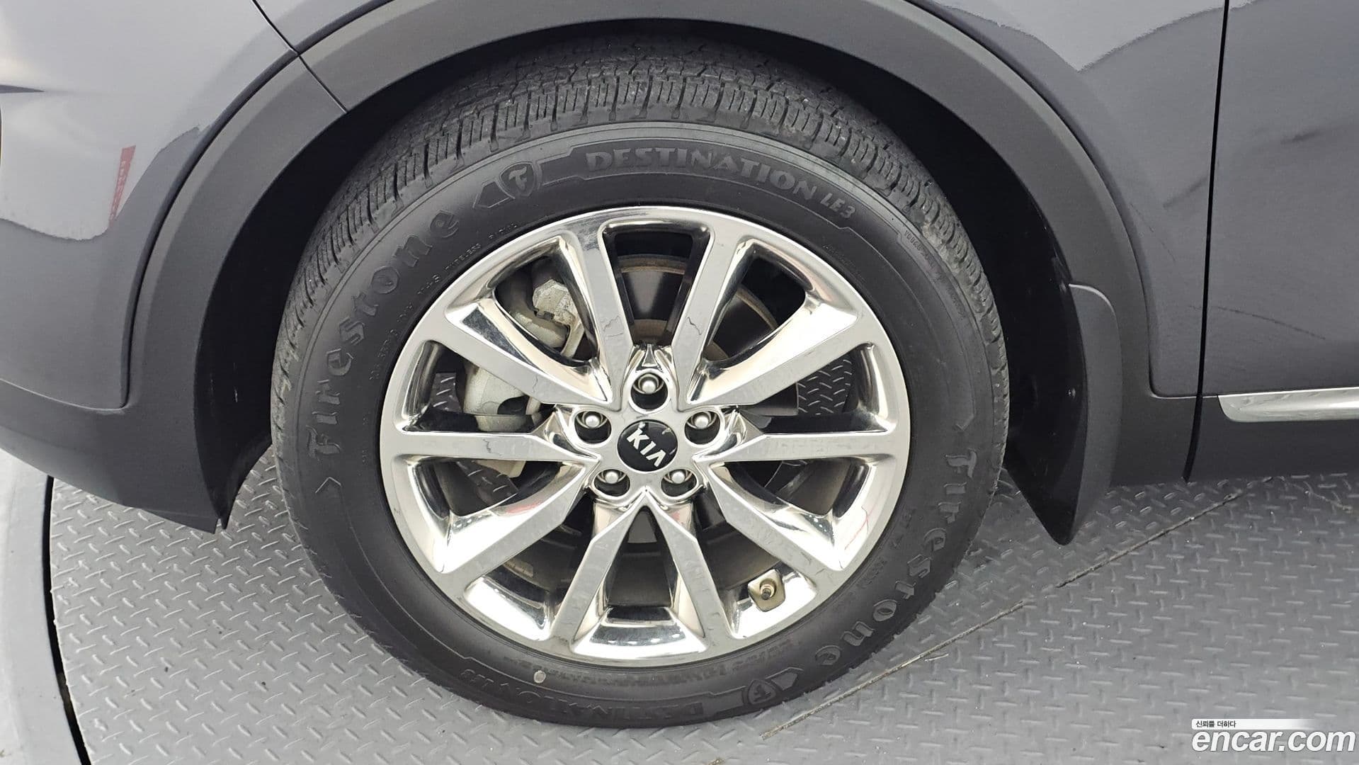 Main__Slider__Photo:Sorento Kia 2016.10-4