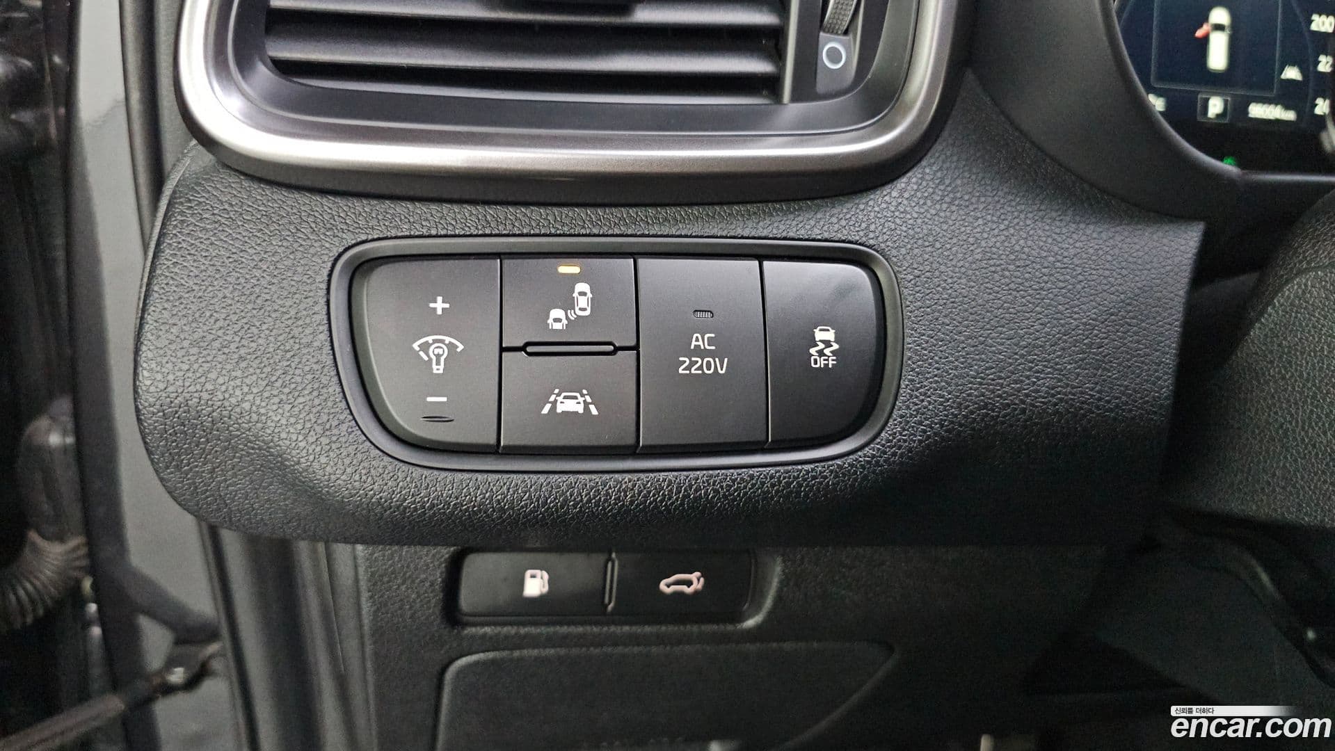 Main__Slider__Photo:Sorento Kia 2016.10-14