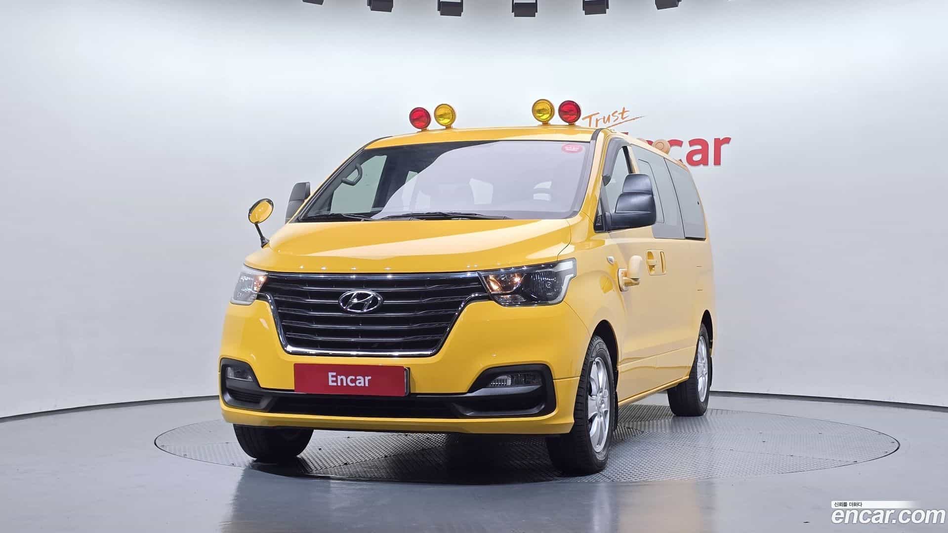 Starex Hyundai 2018.6-OUTER-003