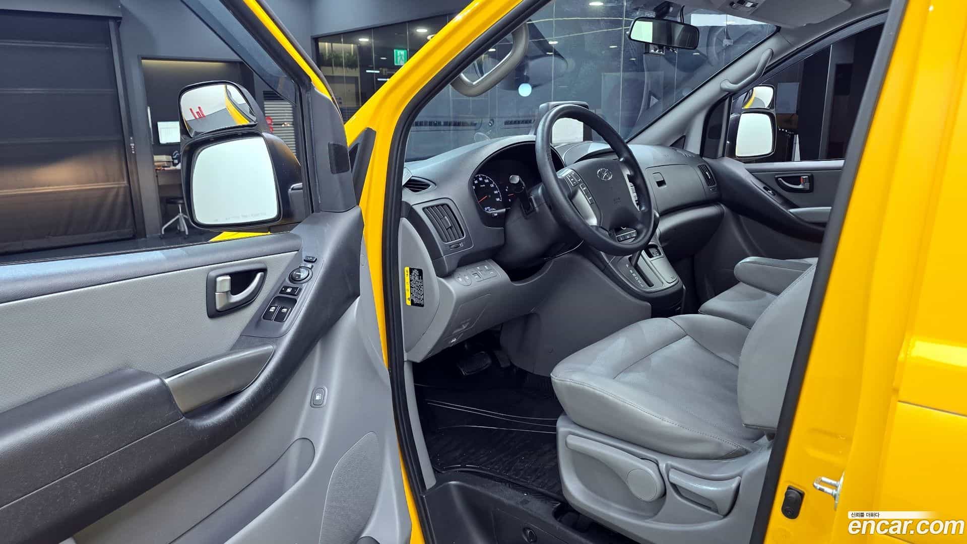 Starex Hyundai 2018.6-INNER-010