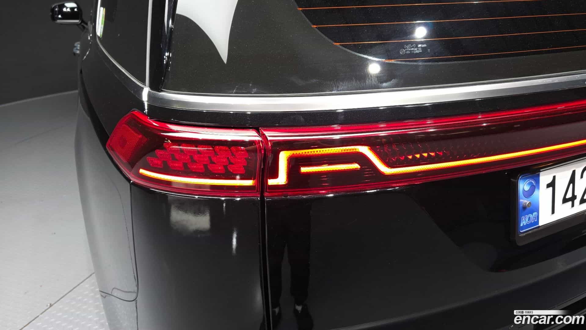 Canival Kia 2023.4-OUTER-033