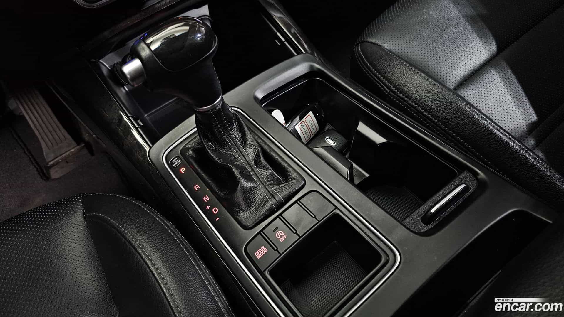 Sorento Kia 2017.1-INNER-009