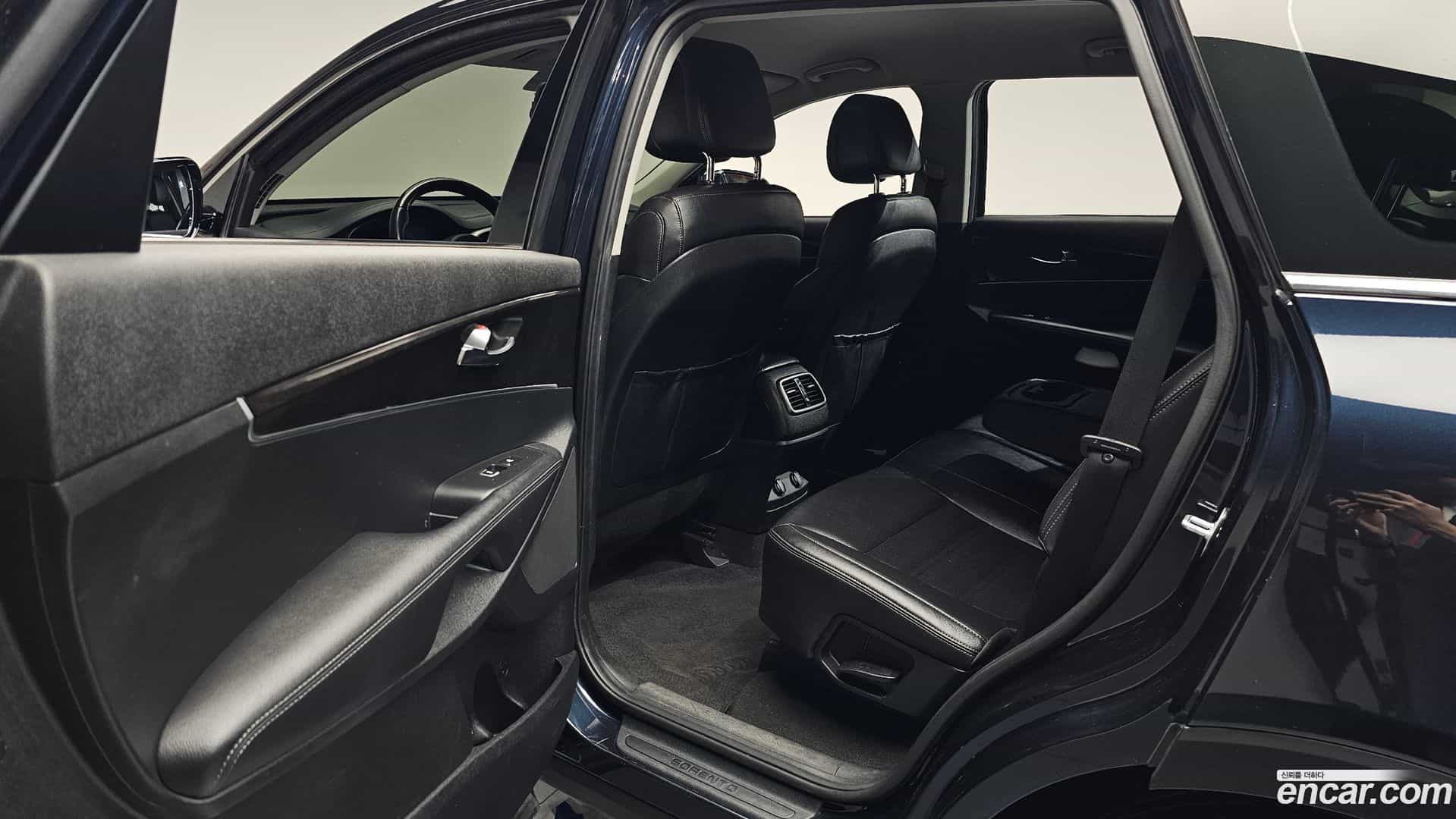 Sorento Kia 2017.1-OPTION-015