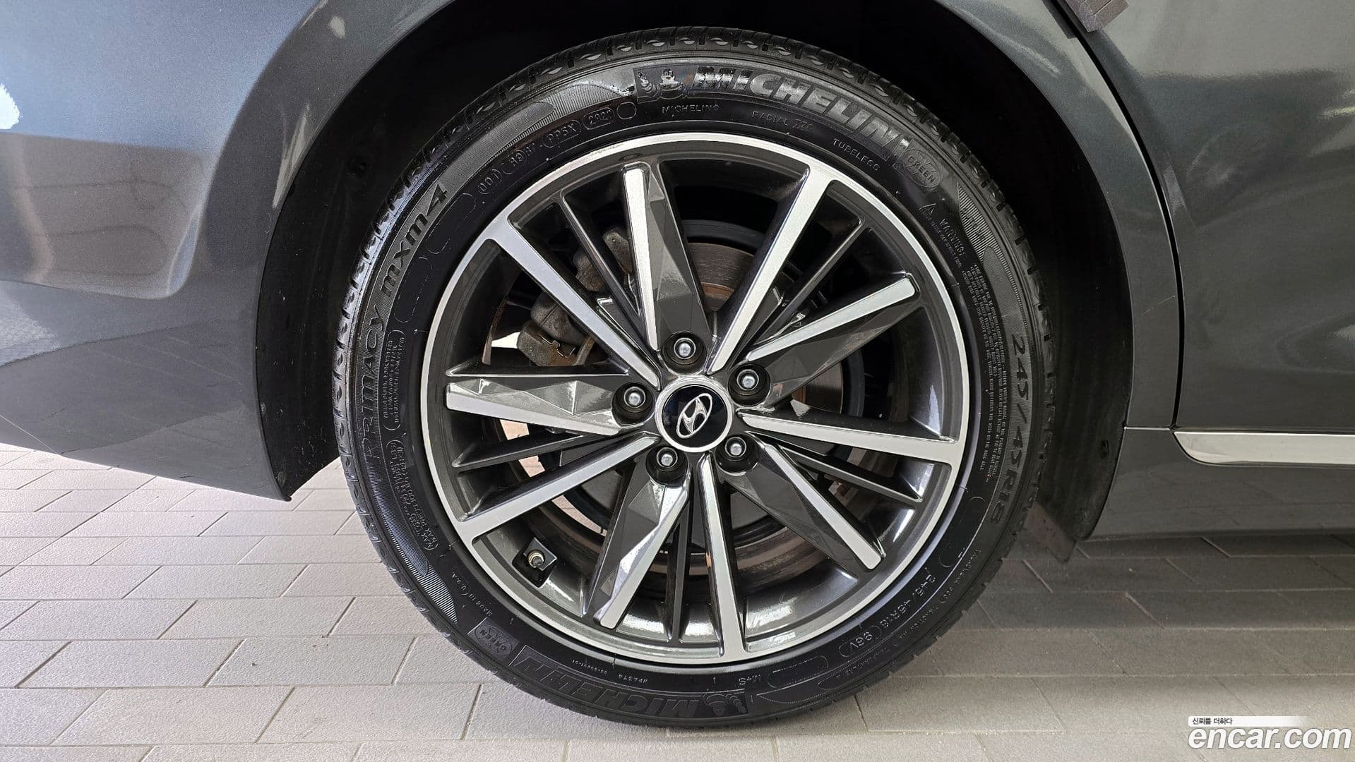 Main__Slider__Photo:Grandeur Hyundai 2020.10-4