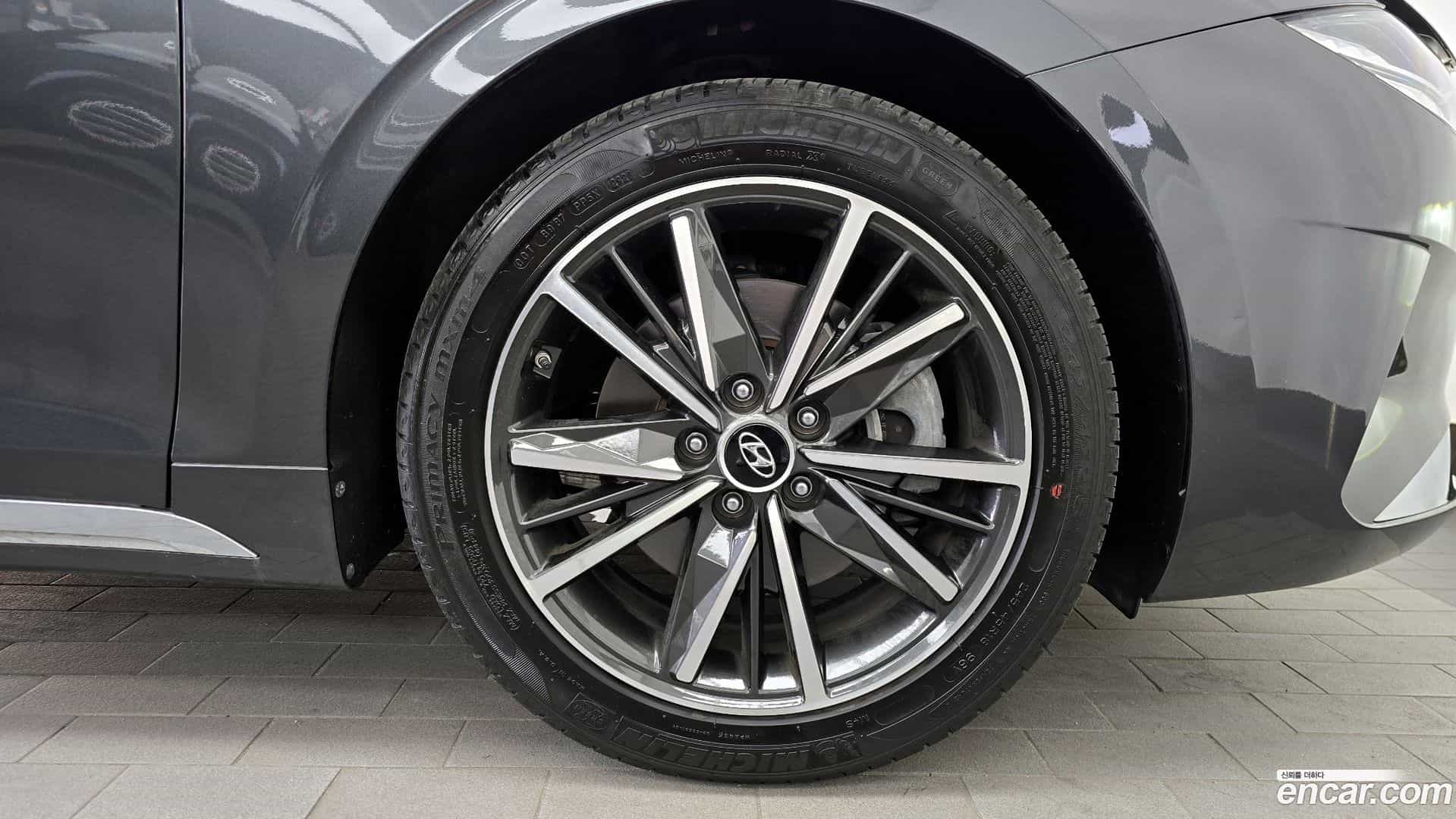 Grandeur Hyundai 2020.10-OUTER-031