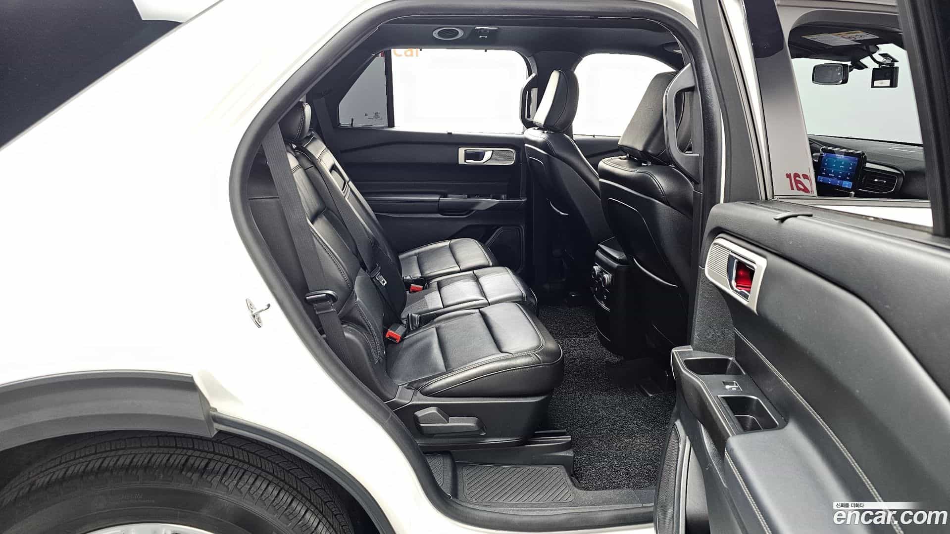 Explorer Ford 2020.5-INNER-036