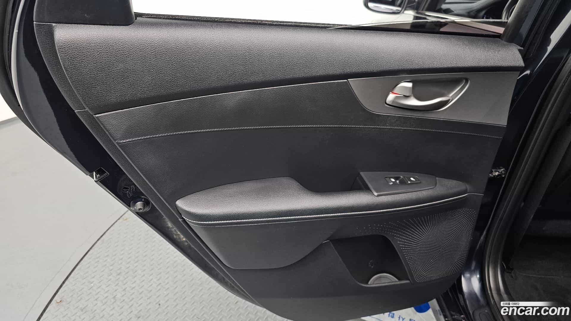 K3 Kia 2019.4-INNER-035