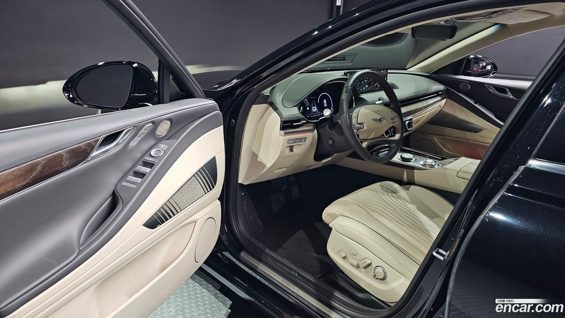 Main__Slider__Photo:G80 Genesis 2023.2-9