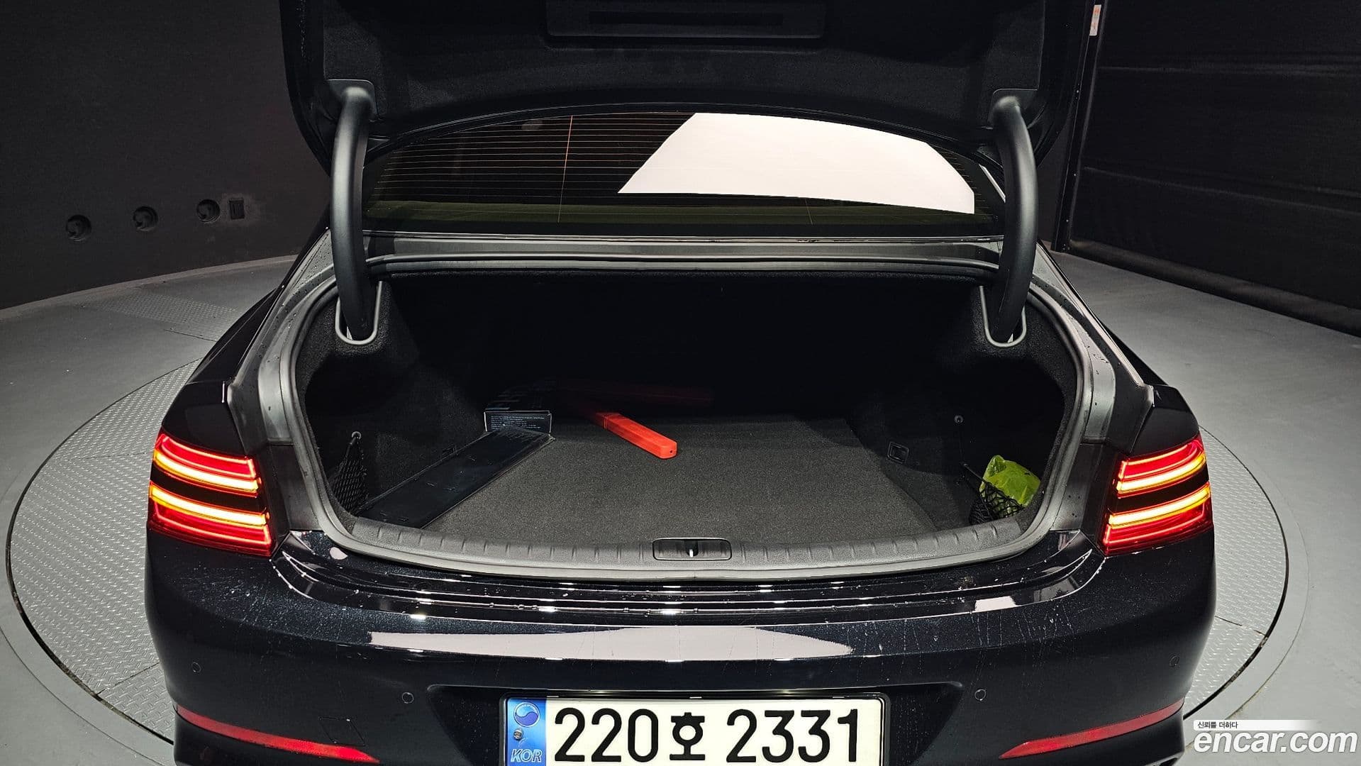 Main__Slider__Photo:G80 Genesis 2023.2-27