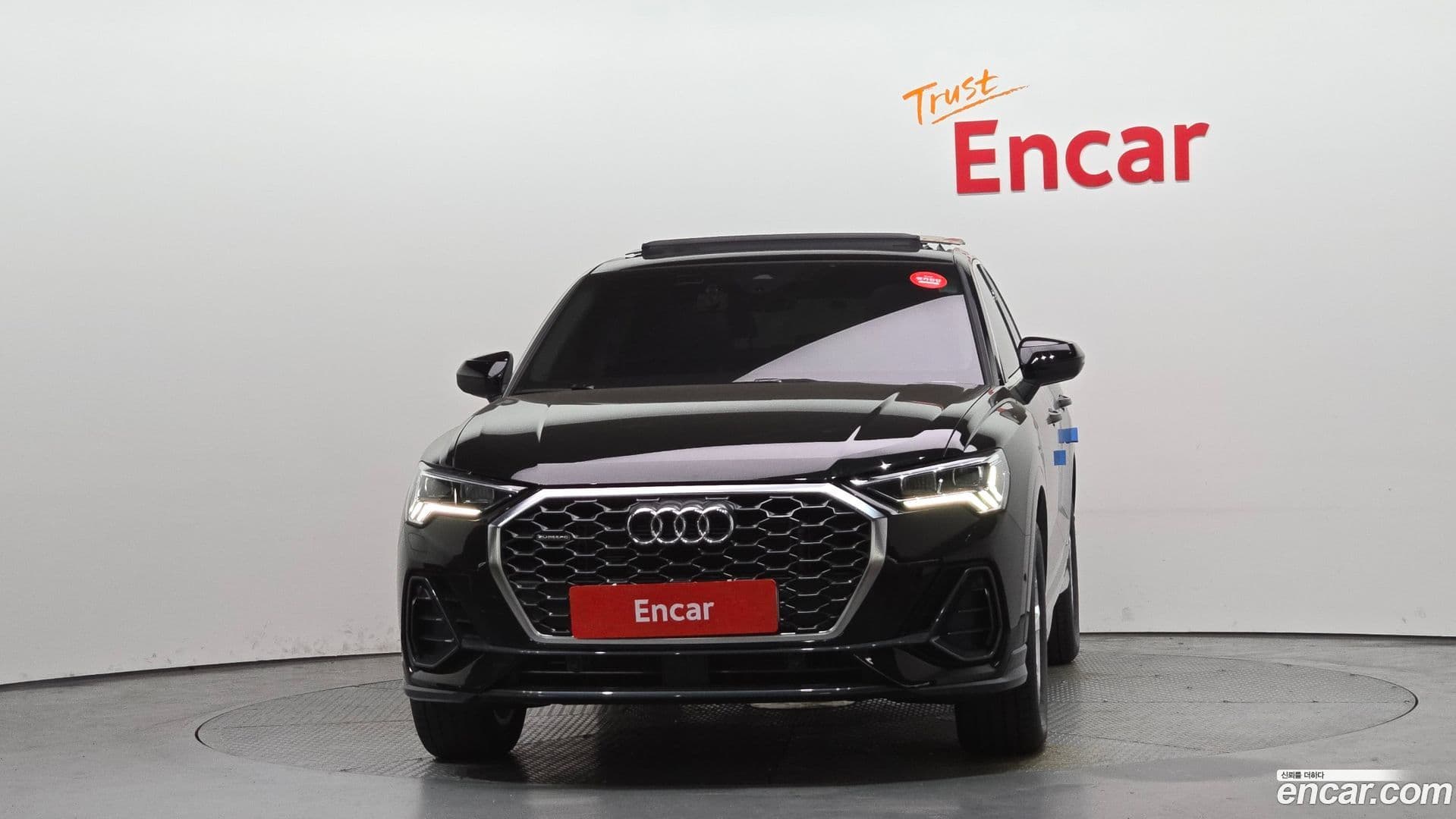Main__Slider__Photo:Q3 Audi 2025.7-2