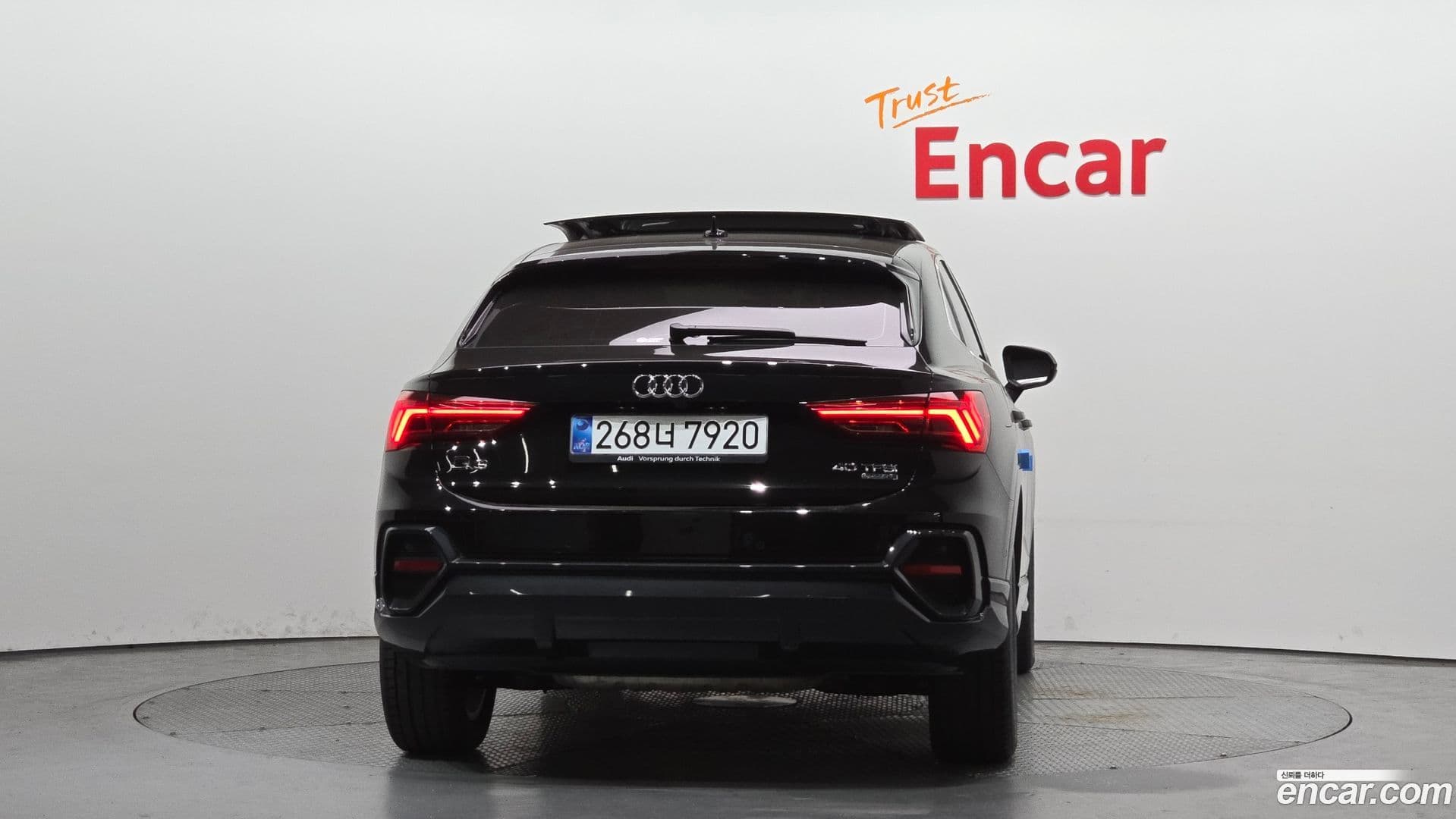 Main__Slider__Photo:Q3 Audi 2025.7-3