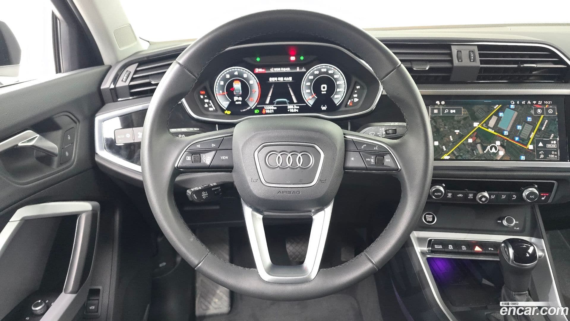 Main__Slider__Photo:Q3 Audi 2025.7-12