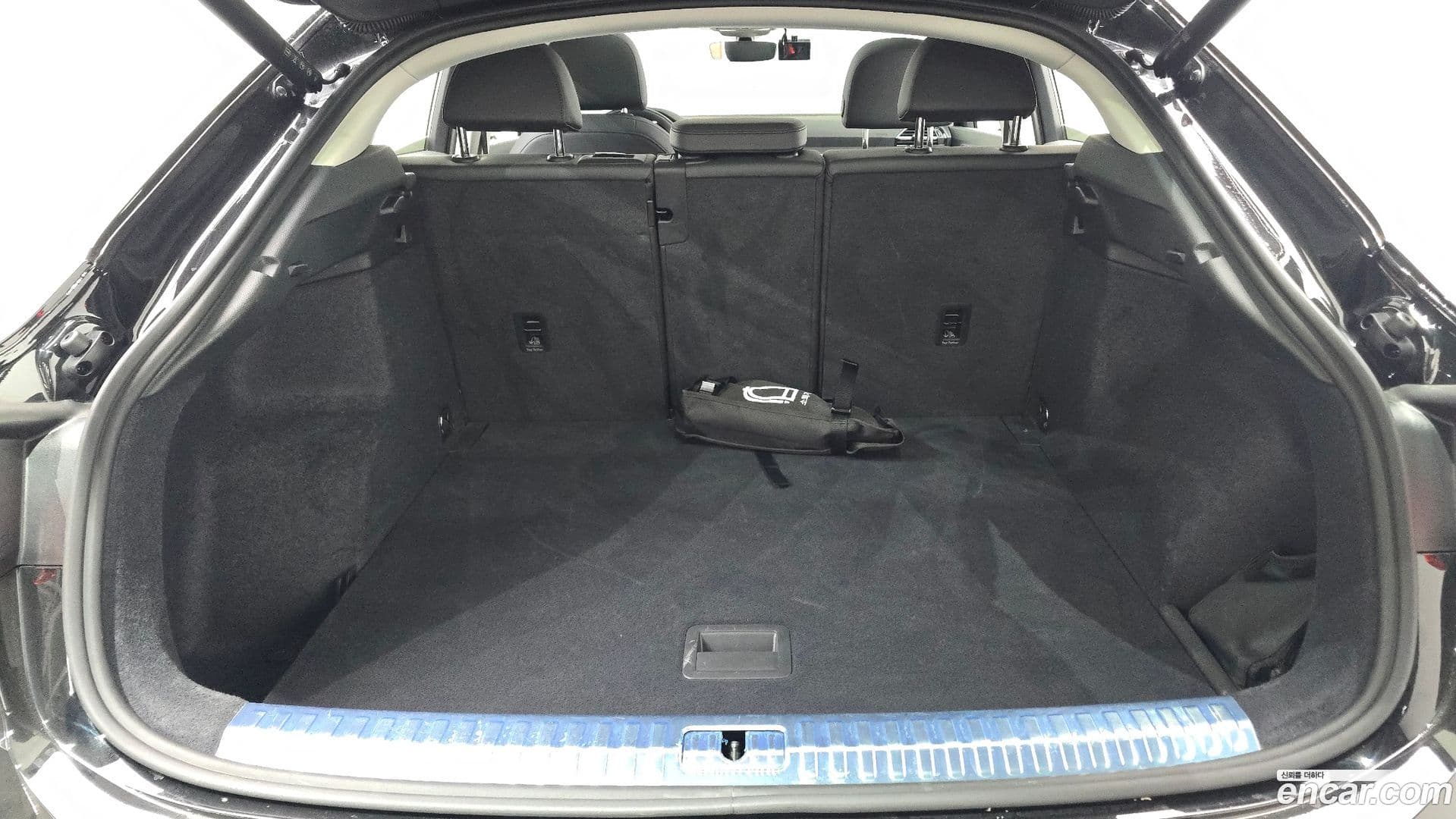 Main__Slider__Photo:Q3 Audi 2025.7-19