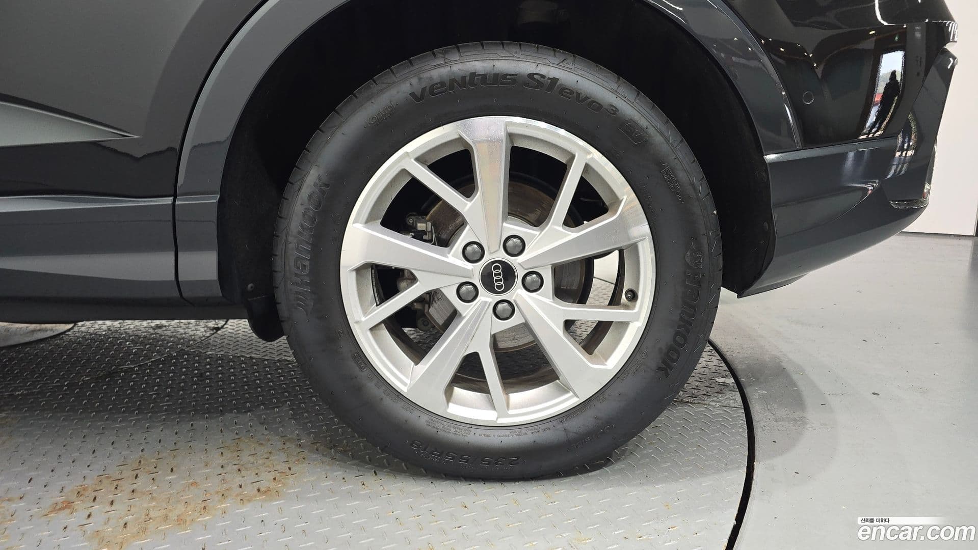 Main__Slider__Photo:Q3 Audi 2025.7-20