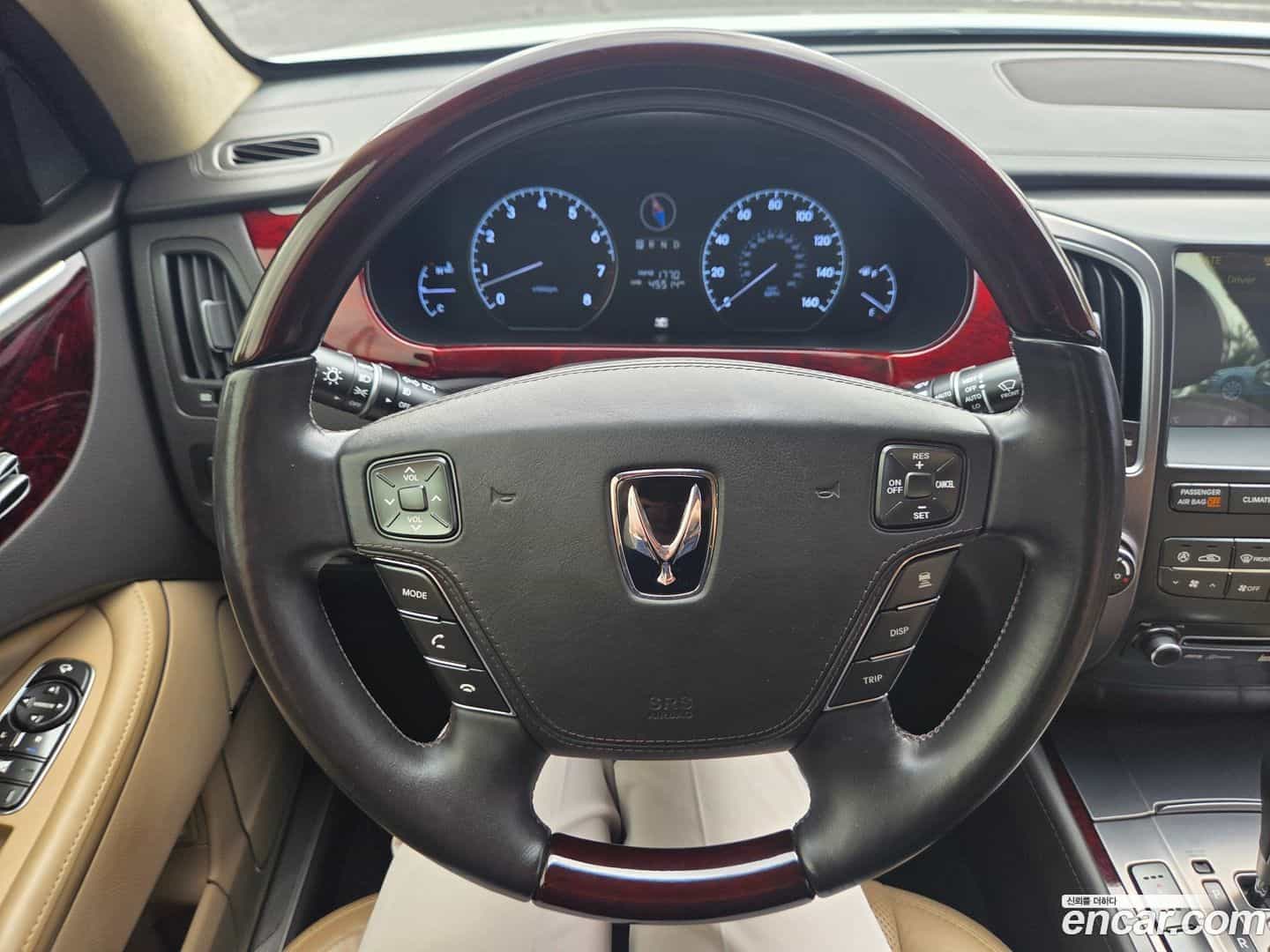 Equus Hyundai 2012.11-INNER-010