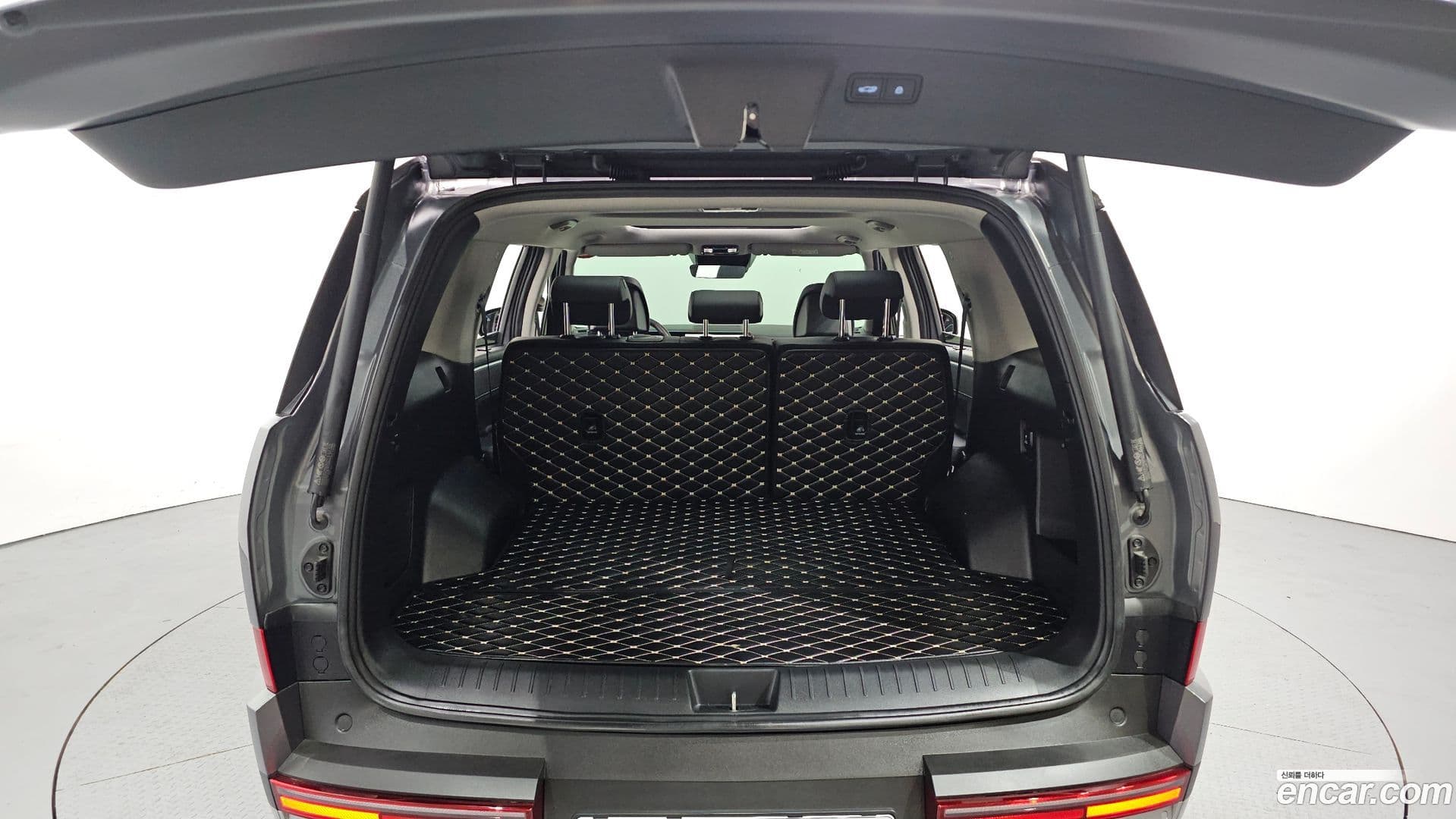 Main__Slider__Photo:Santafe Hyundai 2024.1-19