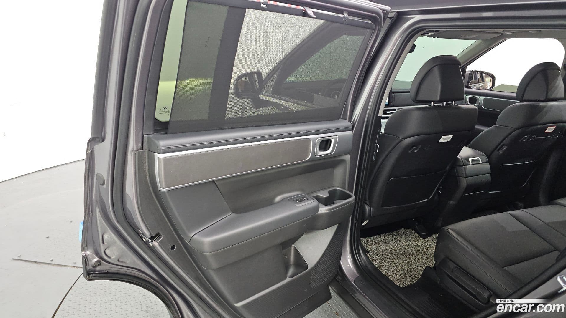 Main__Slider__Photo:Santafe Hyundai 2024.1-24