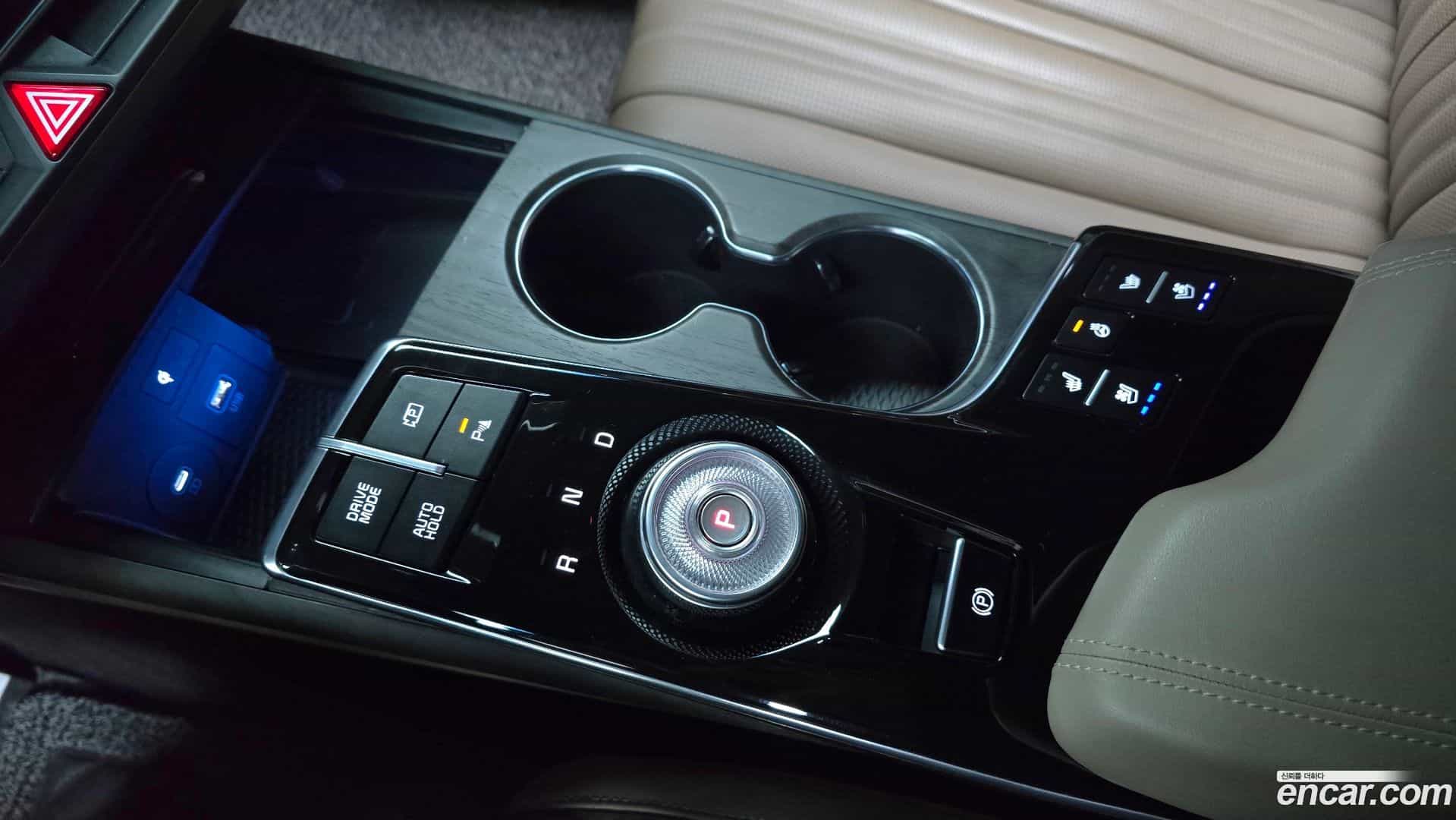 K8 Kia 2024.1-INNER-009
