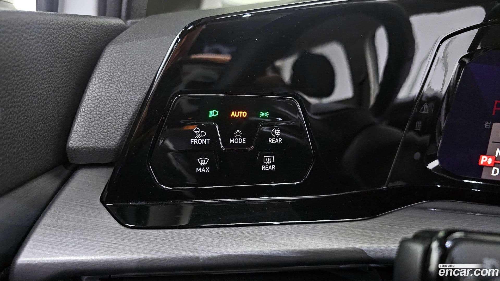 Main__Slider__Photo:Golf Volkswagen 2023.9-26