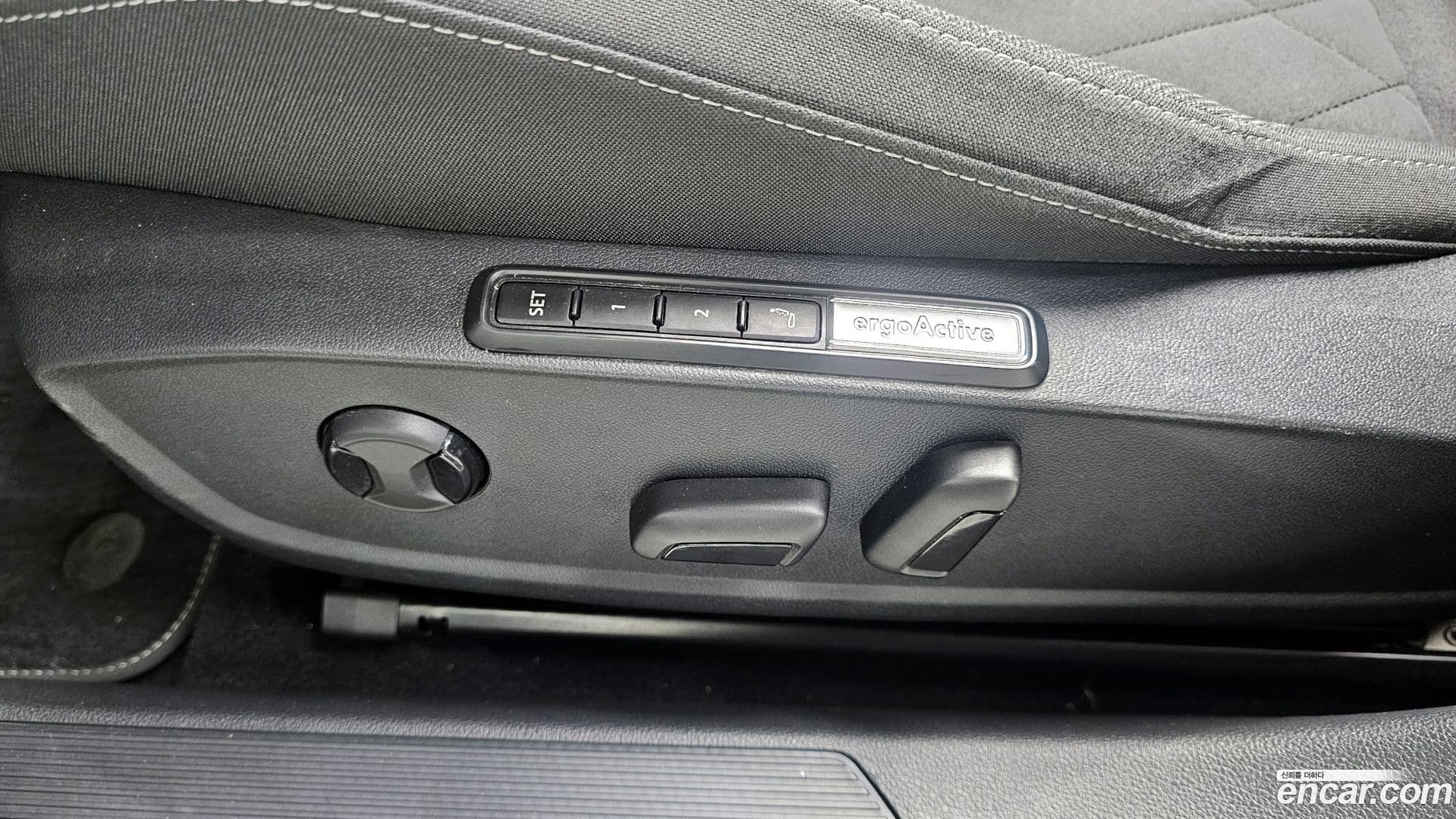 Main__Slider__Photo:Golf Volkswagen 2023.9-27