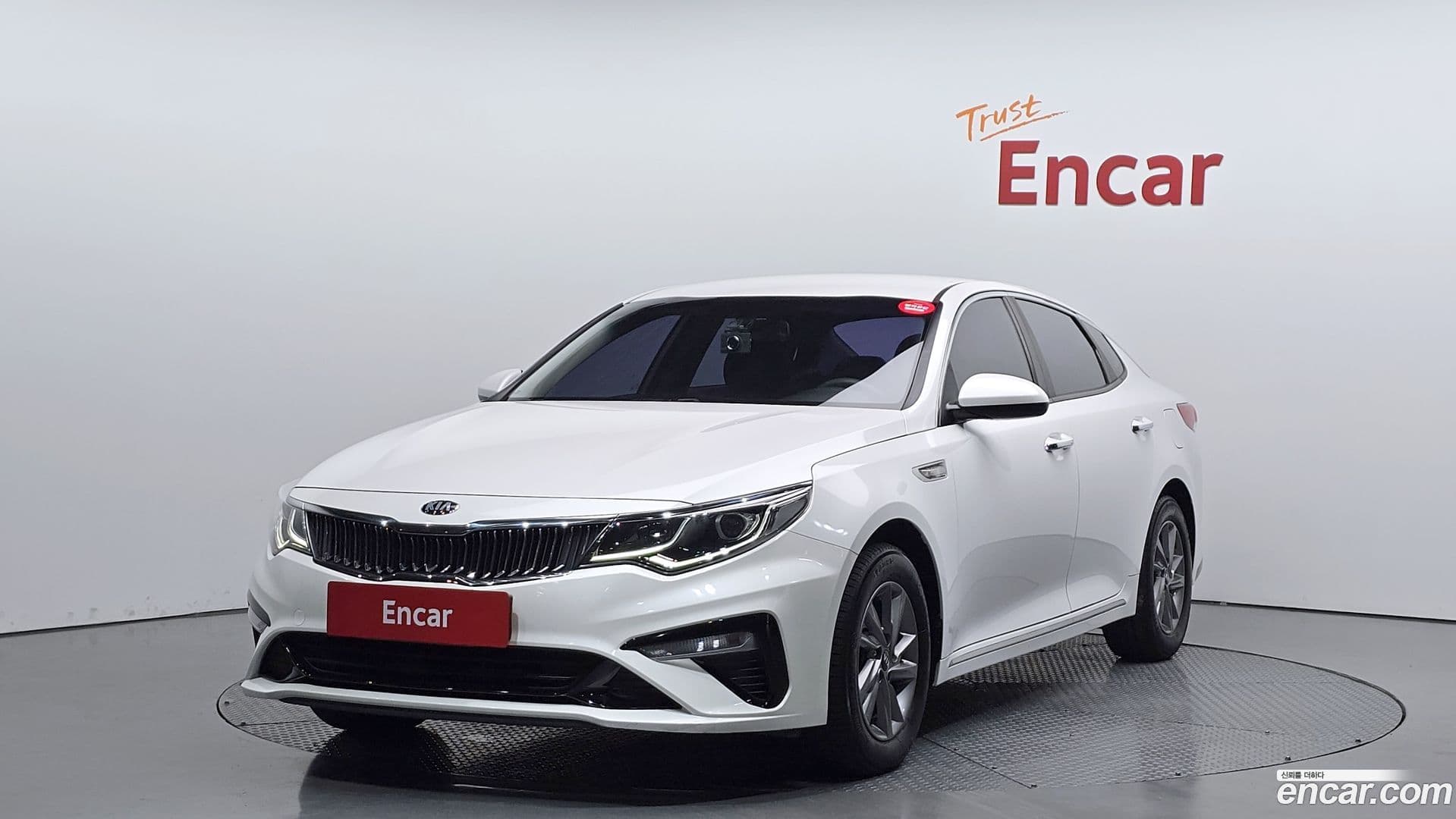 Main__Slider__Photo:K5 Kia 2019.3-0