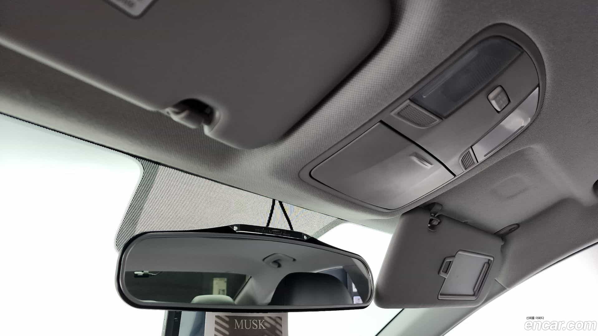 AVANTE Hyundai 2016.11-OPTION-023