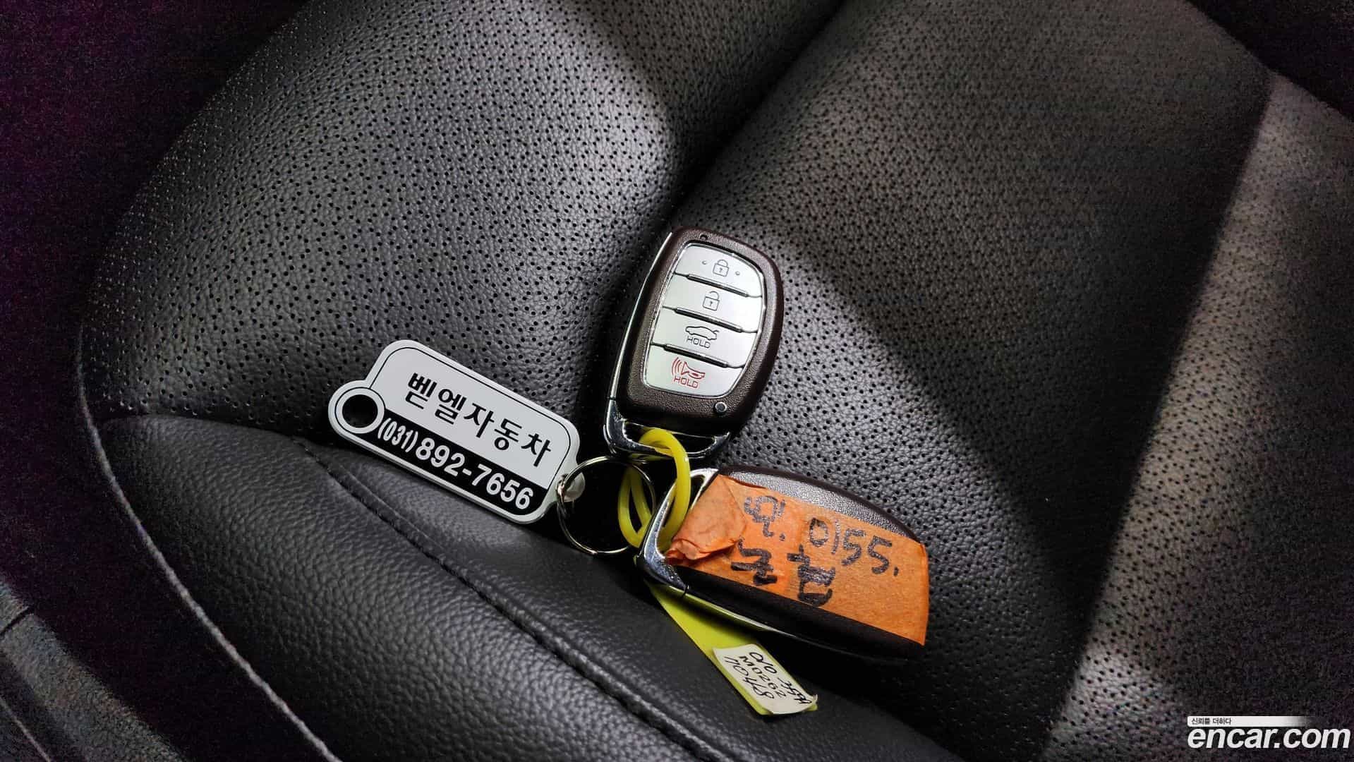 AVANTE Hyundai 2016.11-OPTION-040