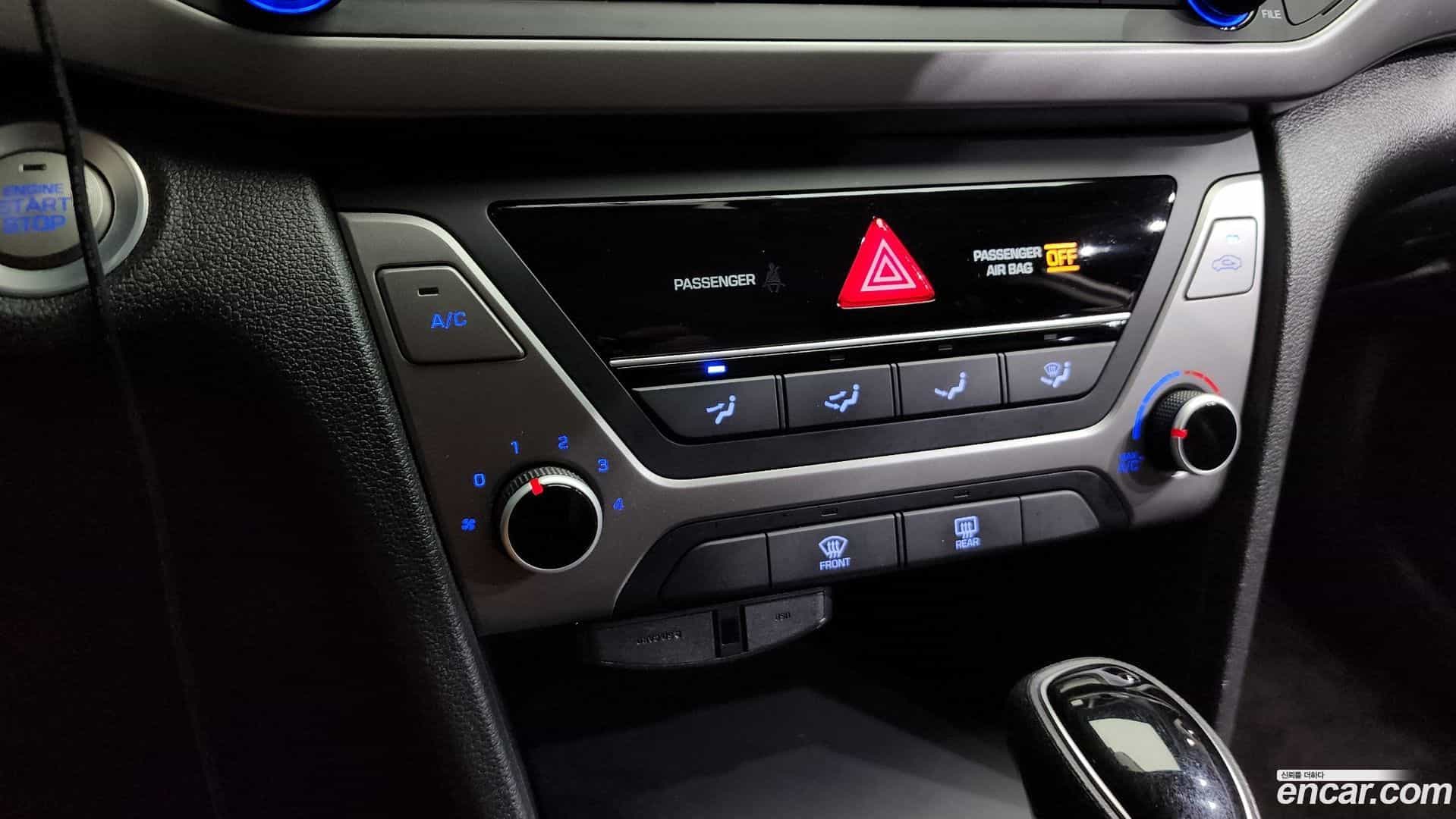 AVANTE Hyundai 2016.11-OPTION-044