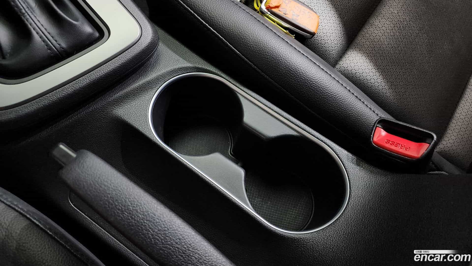 AVANTE Hyundai 2016.11-OPTION-052