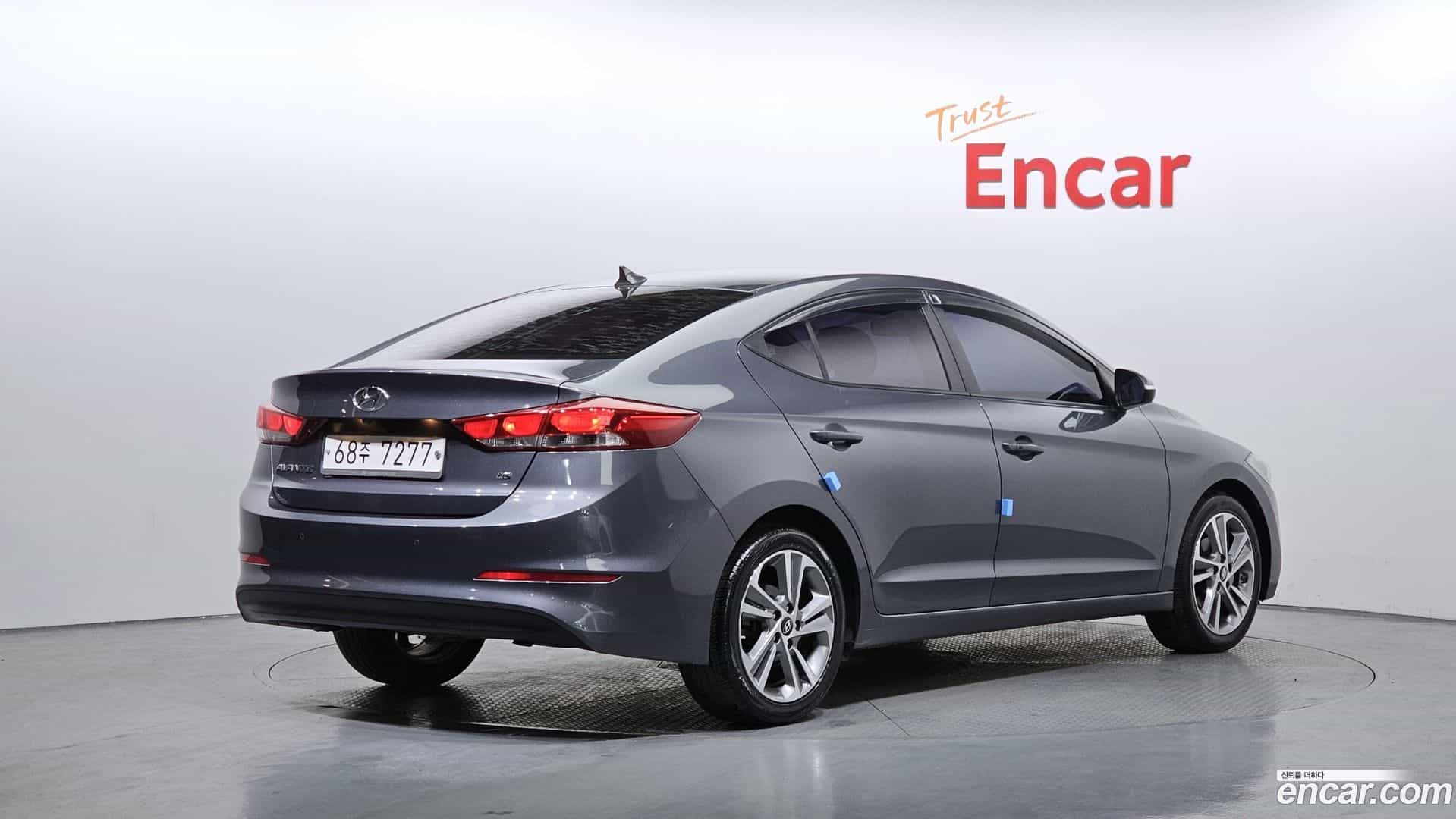 AVANTE Hyundai 2018.3-OUTER-002