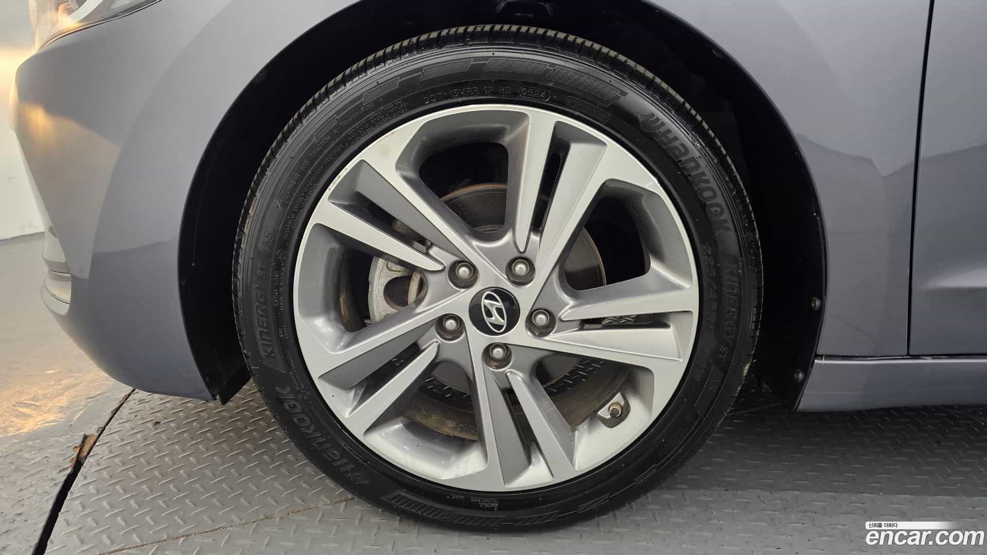 AVANTE Hyundai 2018.3-OUTER-005