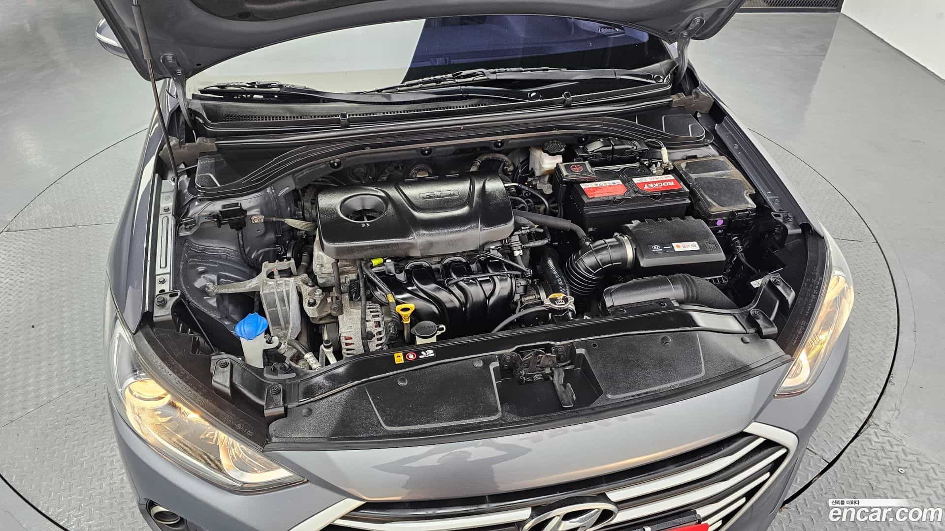 AVANTE Hyundai 2018.3-OUTER-006