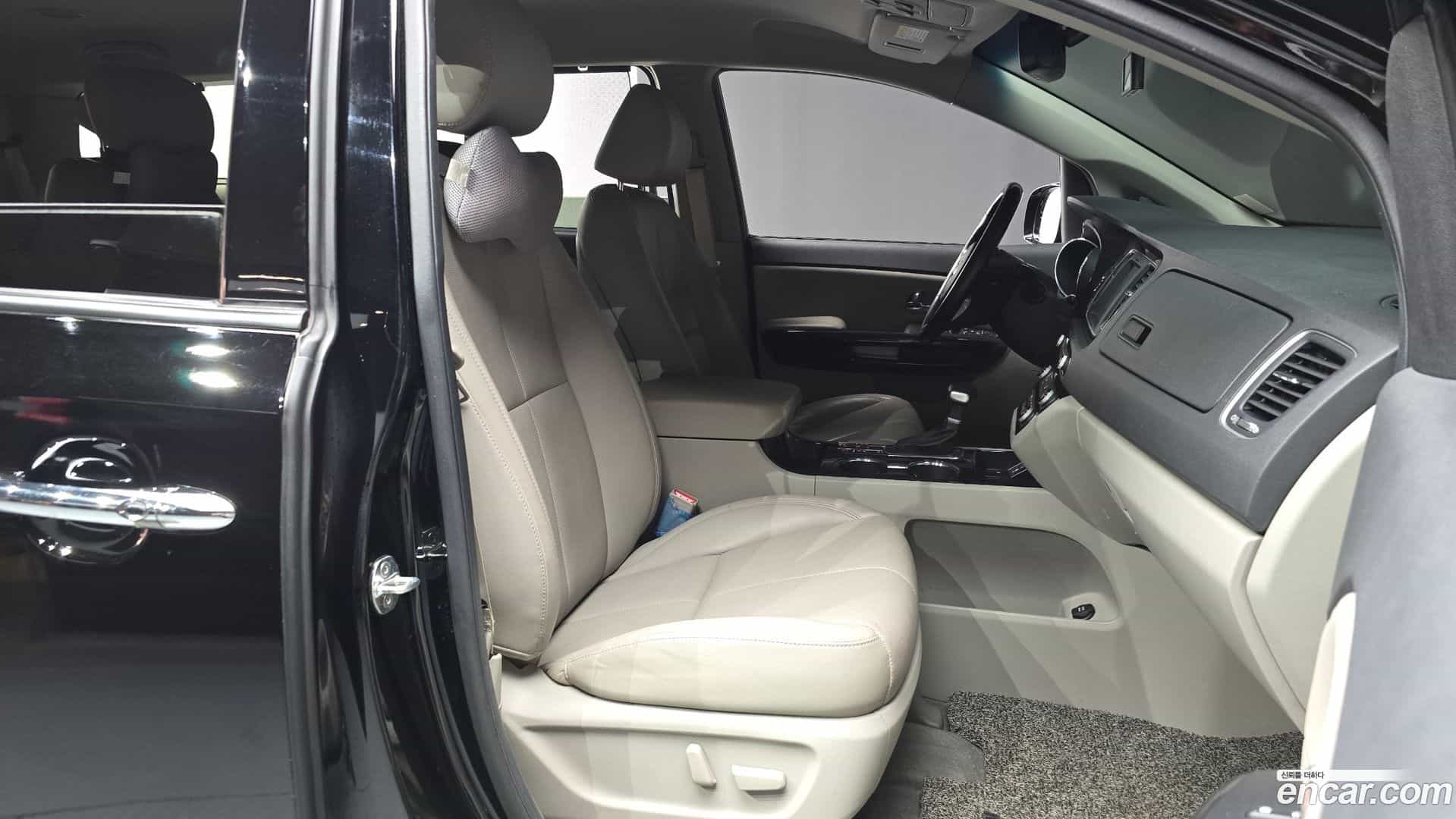 Canival Kia 2019.4-OPTION-015