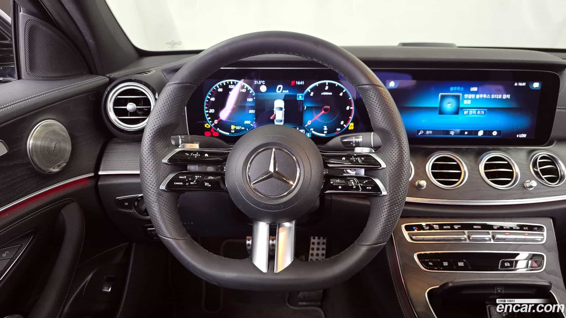 E-Class Mercedes-Benz 2021.6-OPTION-017