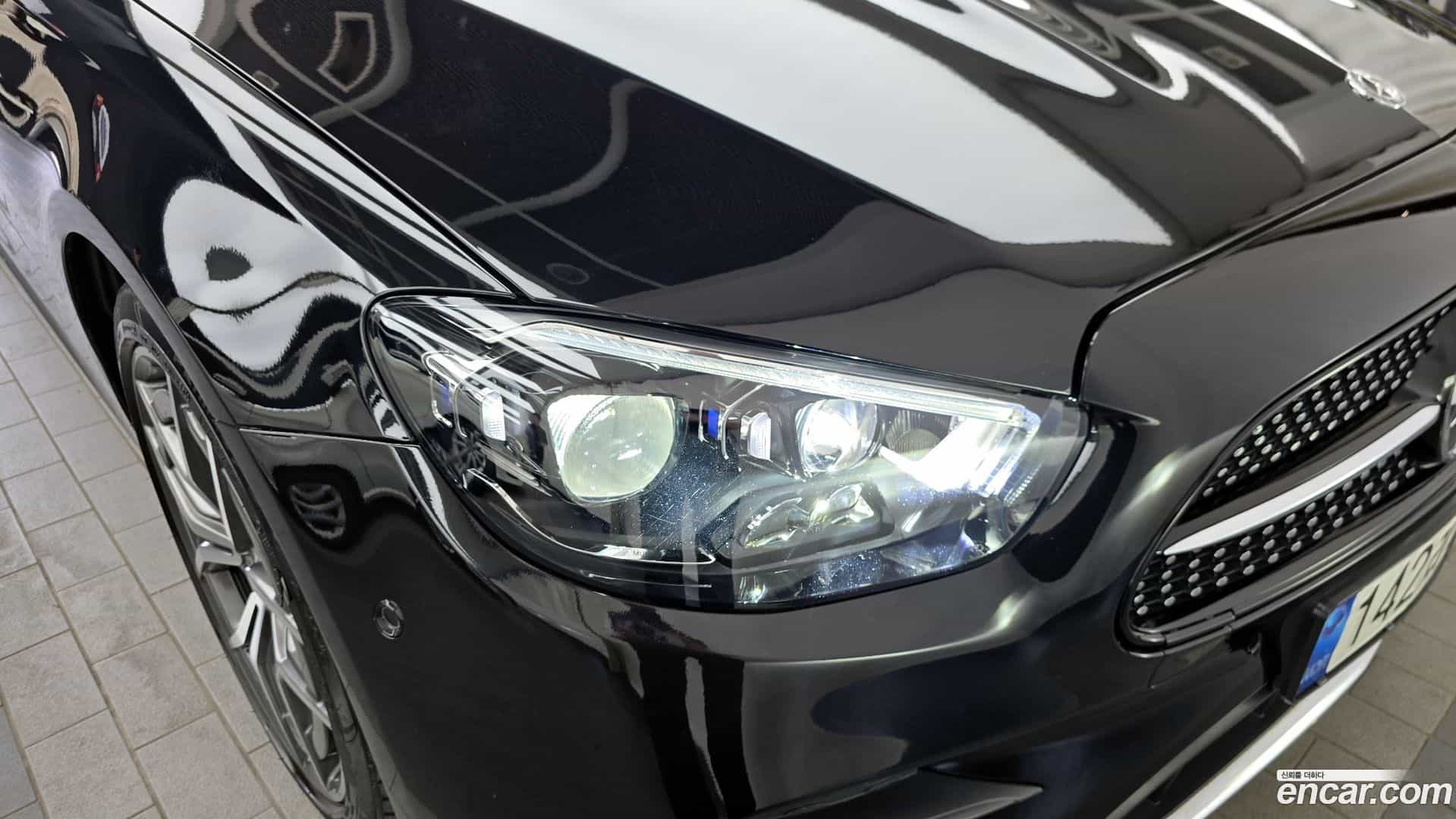 E-Class Mercedes-Benz 2021.6-OUTER-032