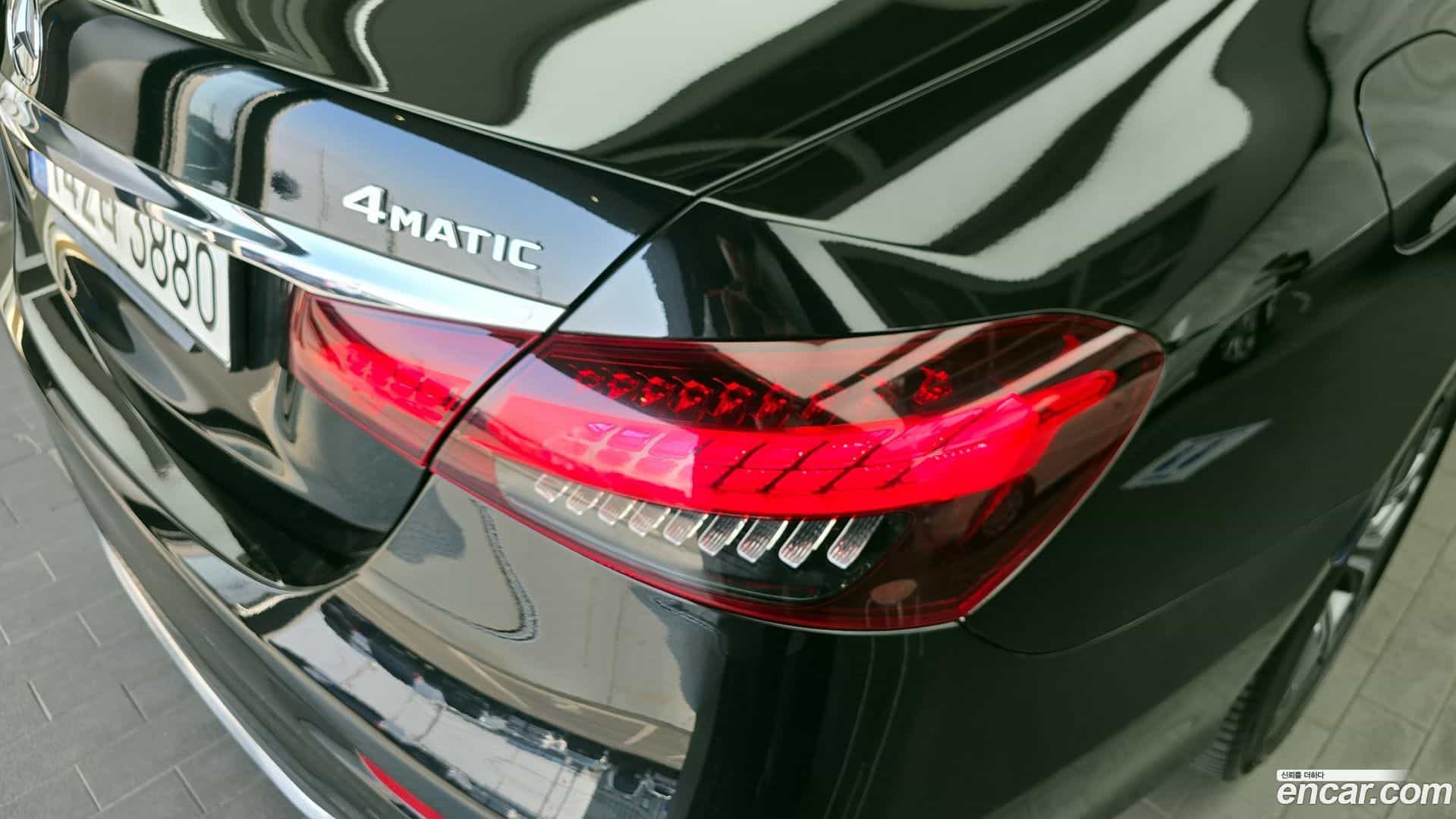 E-Class Mercedes-Benz 2021.6-OUTER-033