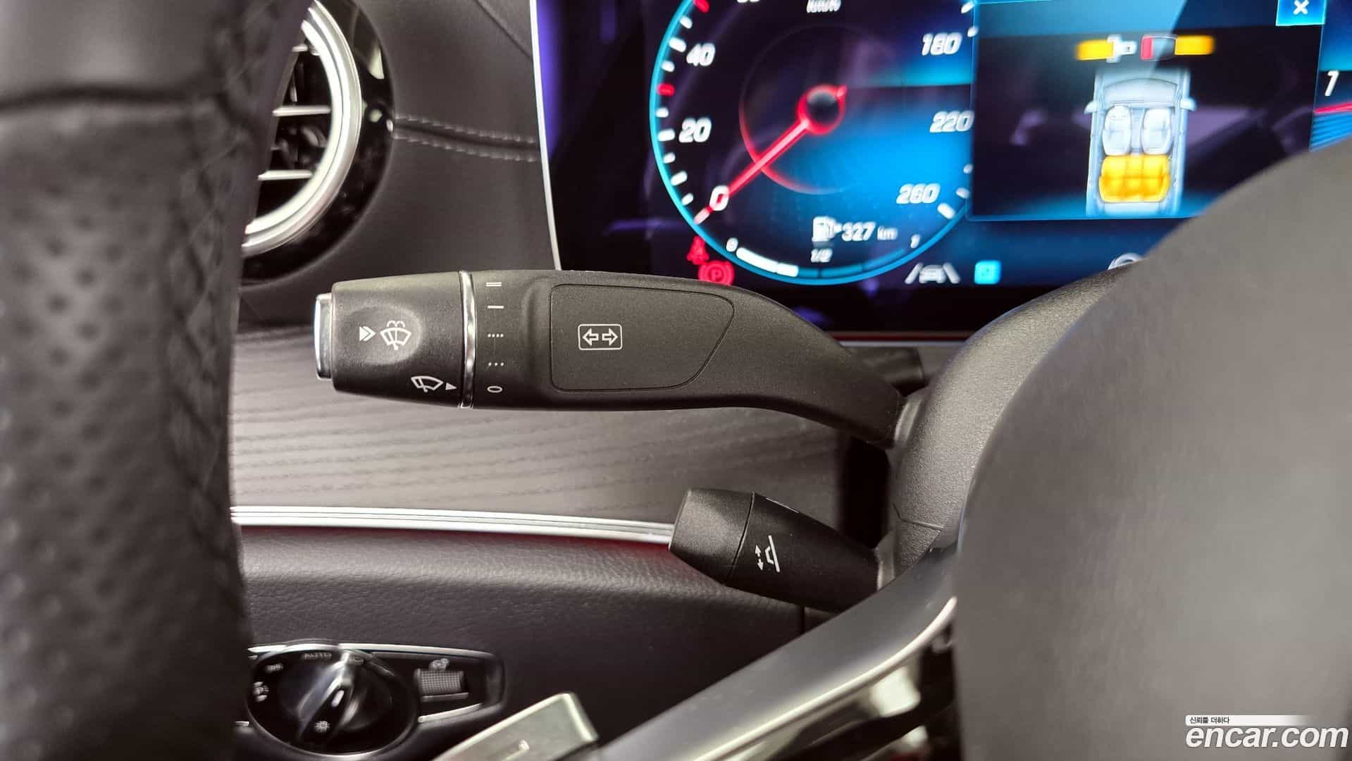 E-Class Mercedes-Benz 2021.6-OPTION-041