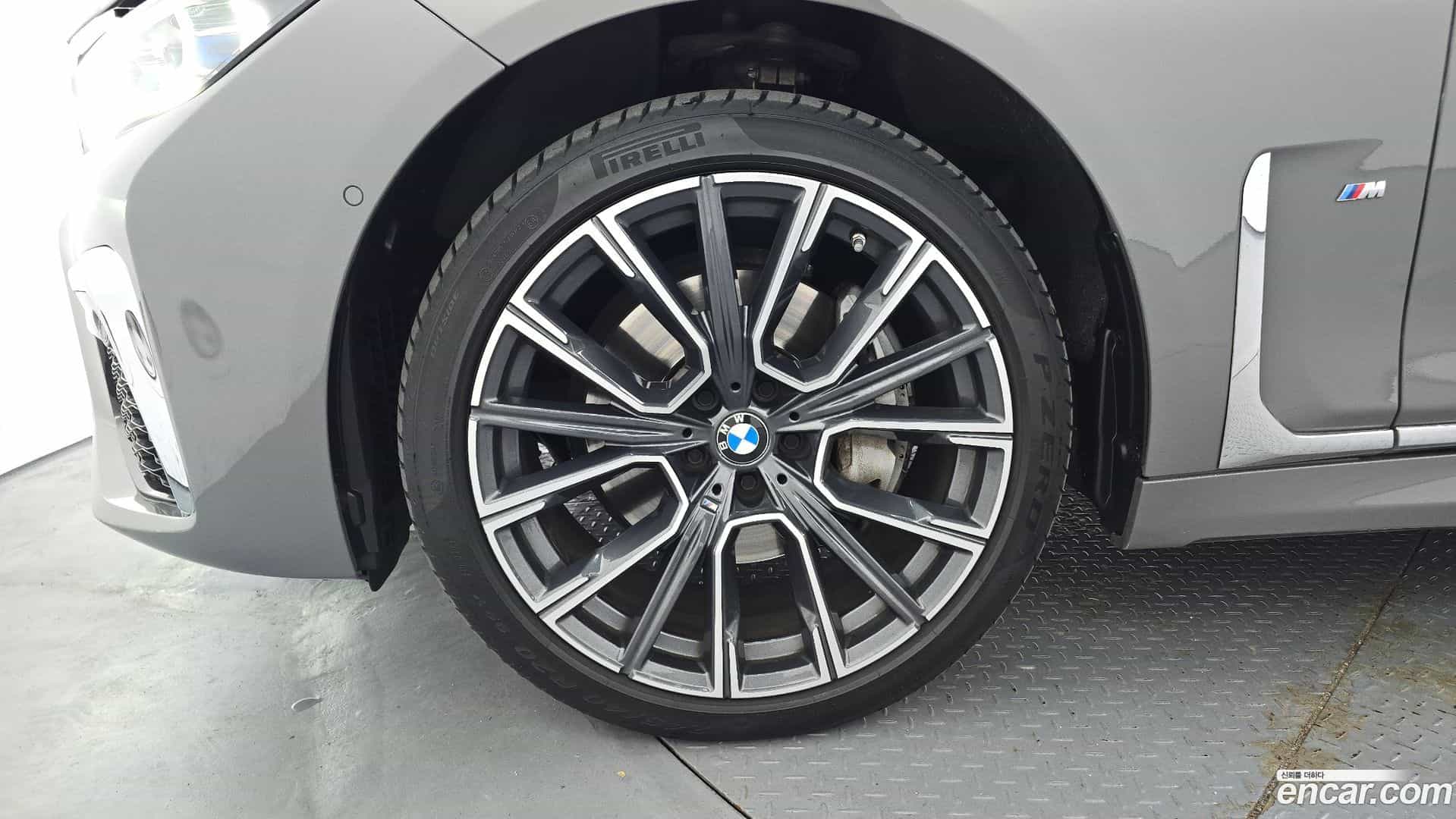 7-Series BMW 2021.6-OUTER-005