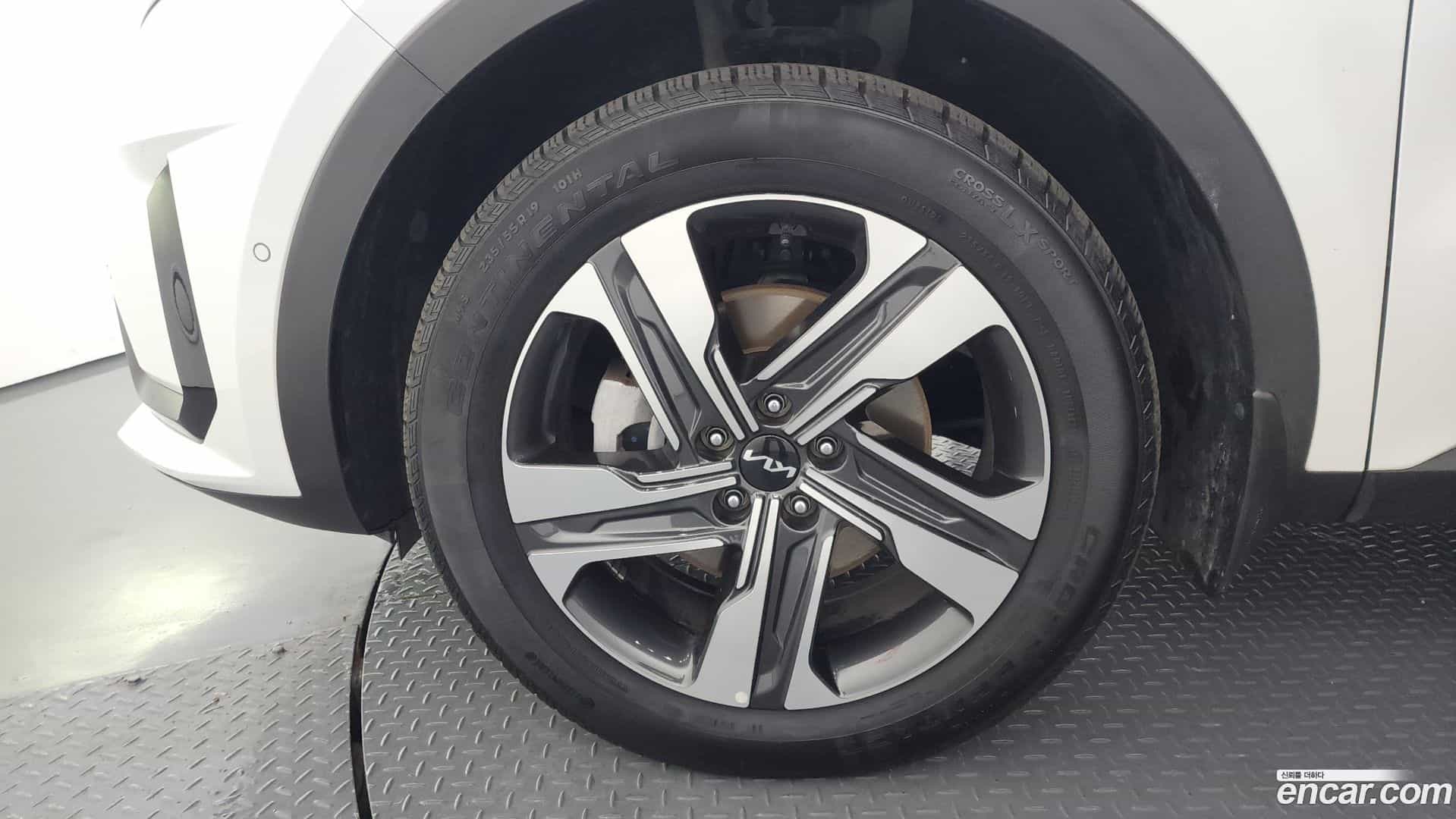 Sorento Kia 2023.4-OUTER-005