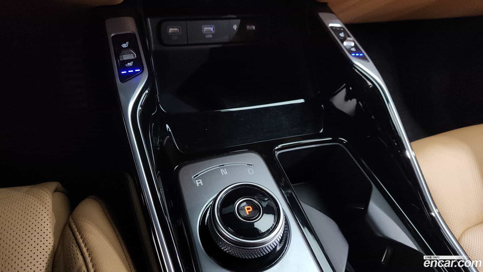 Sorento Kia 2023.4-INNER-009
