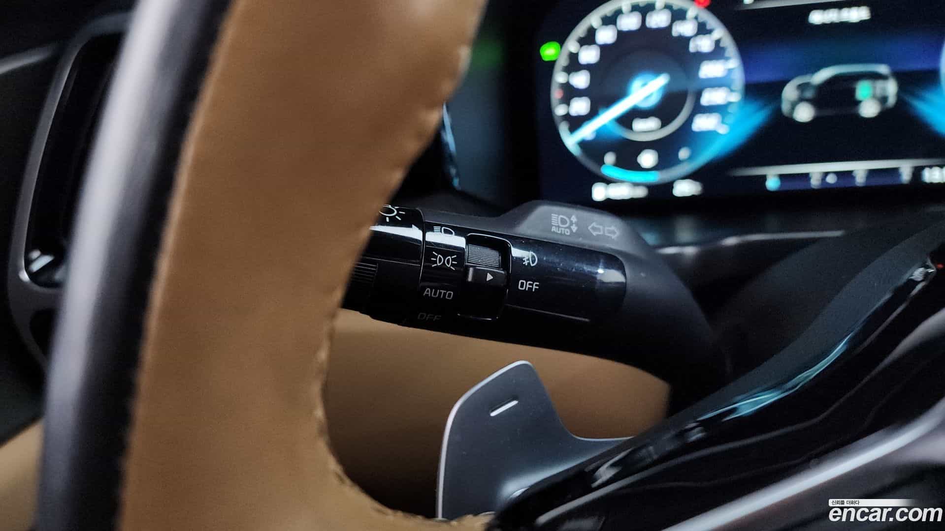 Sorento Kia 2023.4-OPTION-042