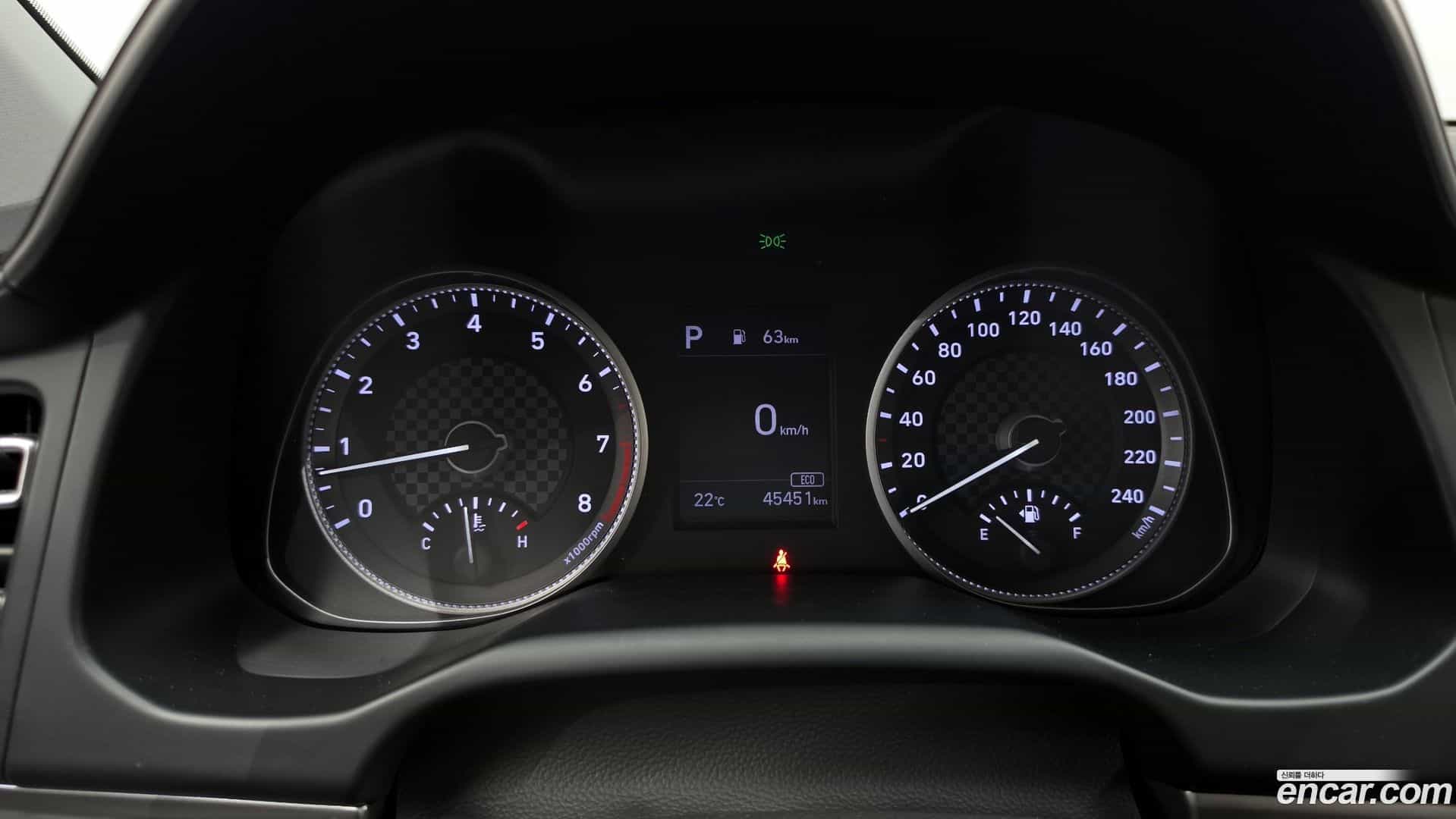 AVANTE Hyundai 2019.11-INNER-008